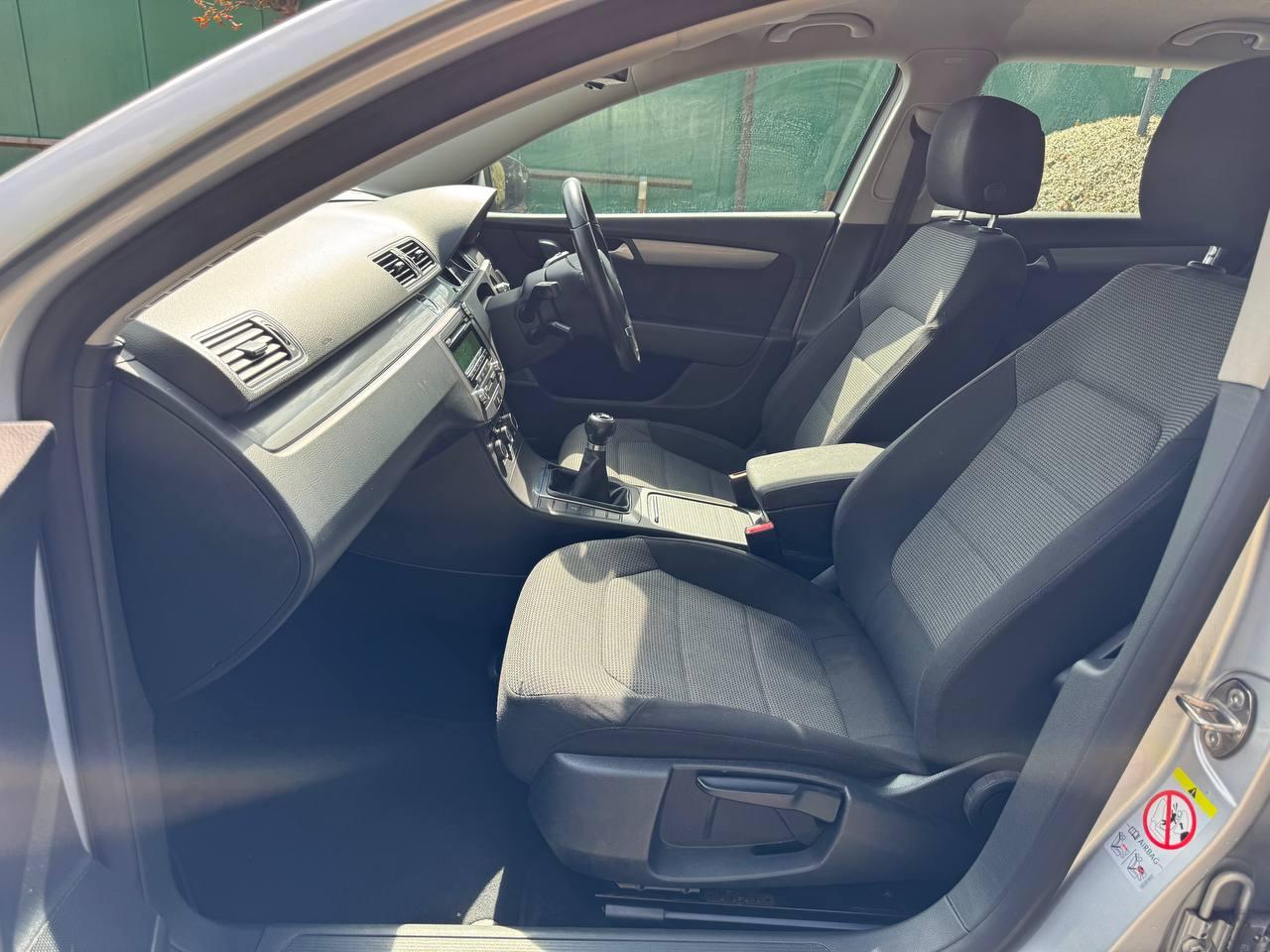 Volkswagen Passat 2.0 TDI BlueMotion Tech SE Estate 5dr Diesel Manual Euro 5 (s/s) (140 ps)