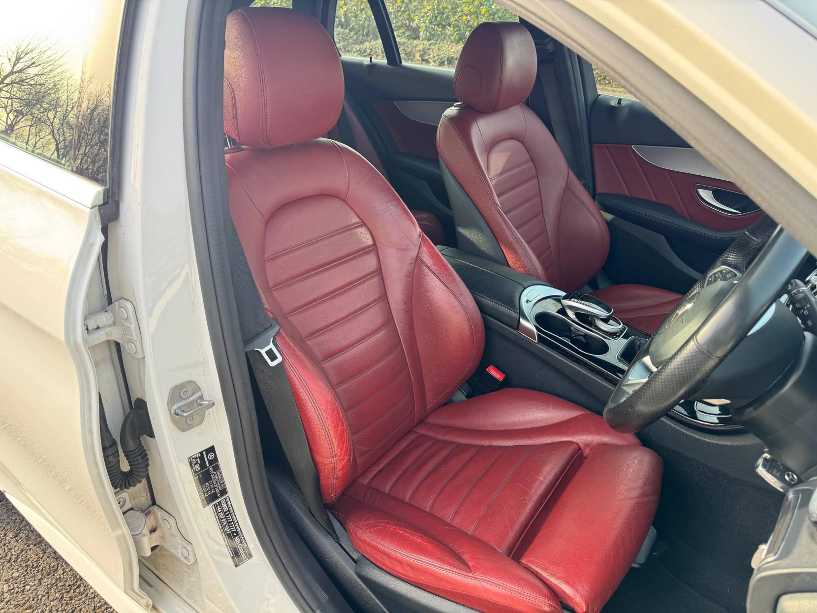 Mercedes-Benz C Class 2.1 C220d AMG Line Estate 5dr Diesel Manual Euro 6 (s/s) (170 ps)