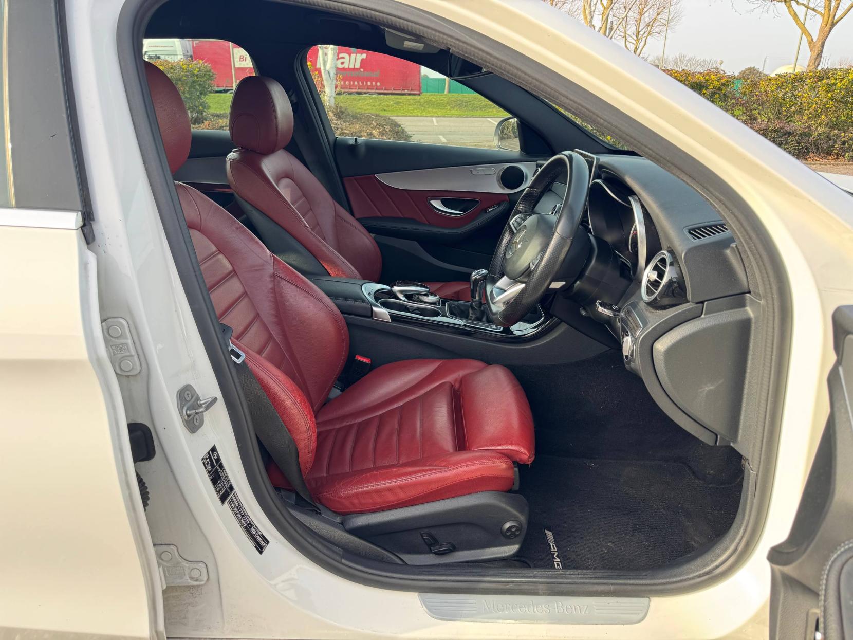 Mercedes-Benz C Class 2.1 C220d AMG Line Estate 5dr Diesel Manual Euro 6 (s/s) (170 ps)