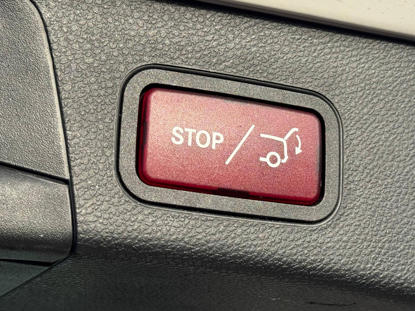 Mercedes-Benz C Class 2.1 C220d AMG Line Estate 5dr Diesel Manual Euro 6 (s/s) (170 ps)