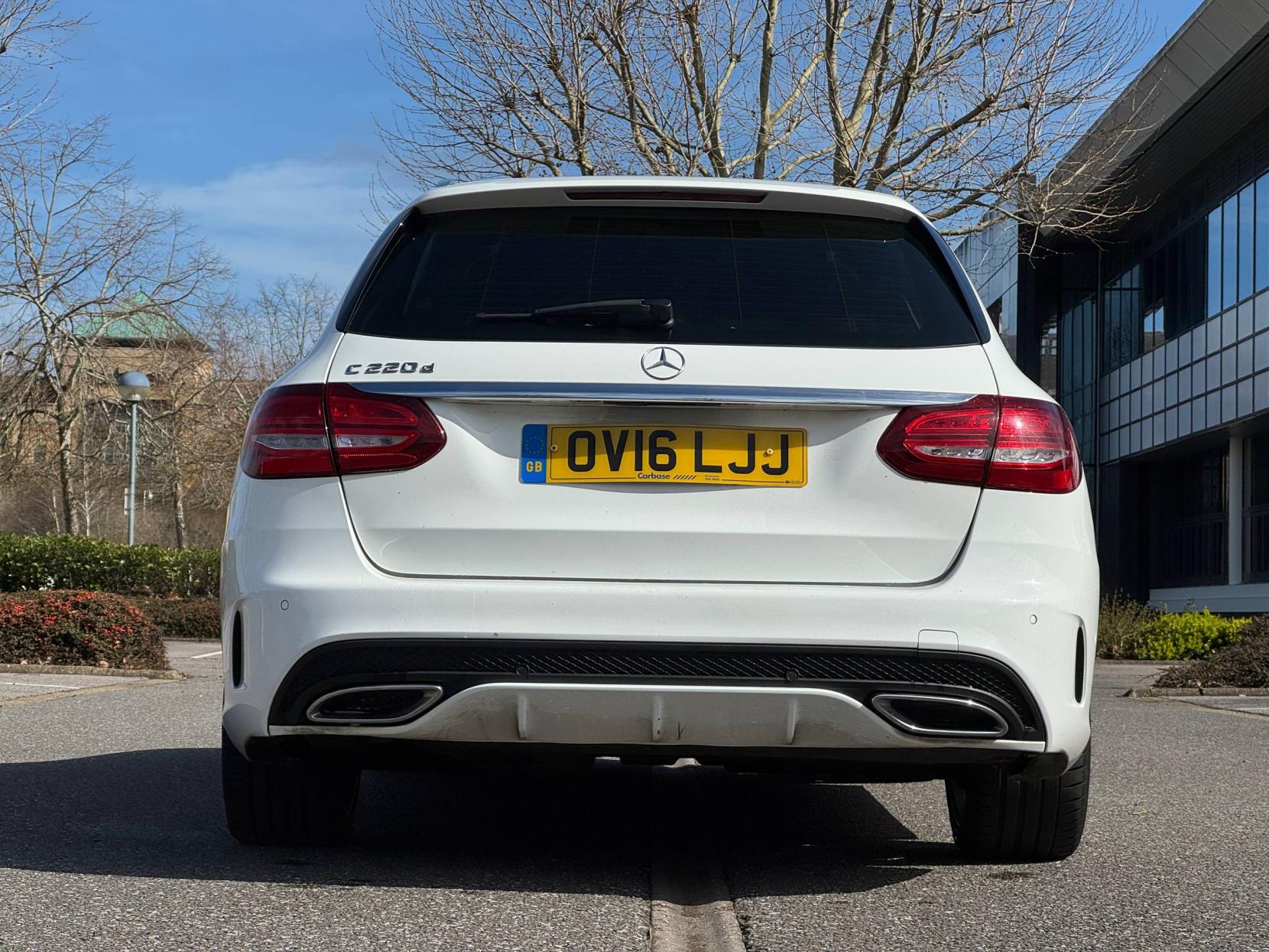 Mercedes-Benz C Class 2.1 C220d AMG Line Estate 5dr Diesel Manual Euro 6 (s/s) (170 ps)