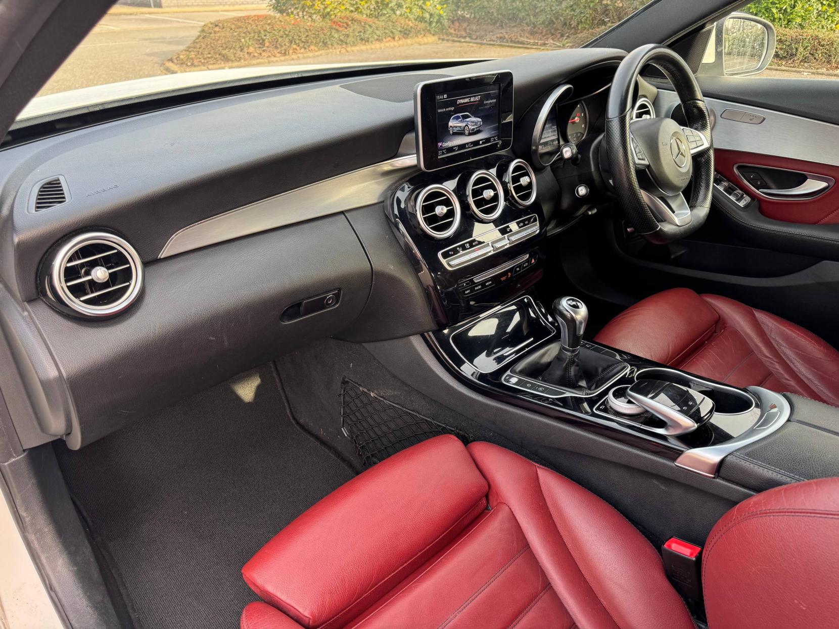 Mercedes-Benz C Class 2.1 C220d AMG Line Estate 5dr Diesel Manual Euro 6 (s/s) (170 ps)