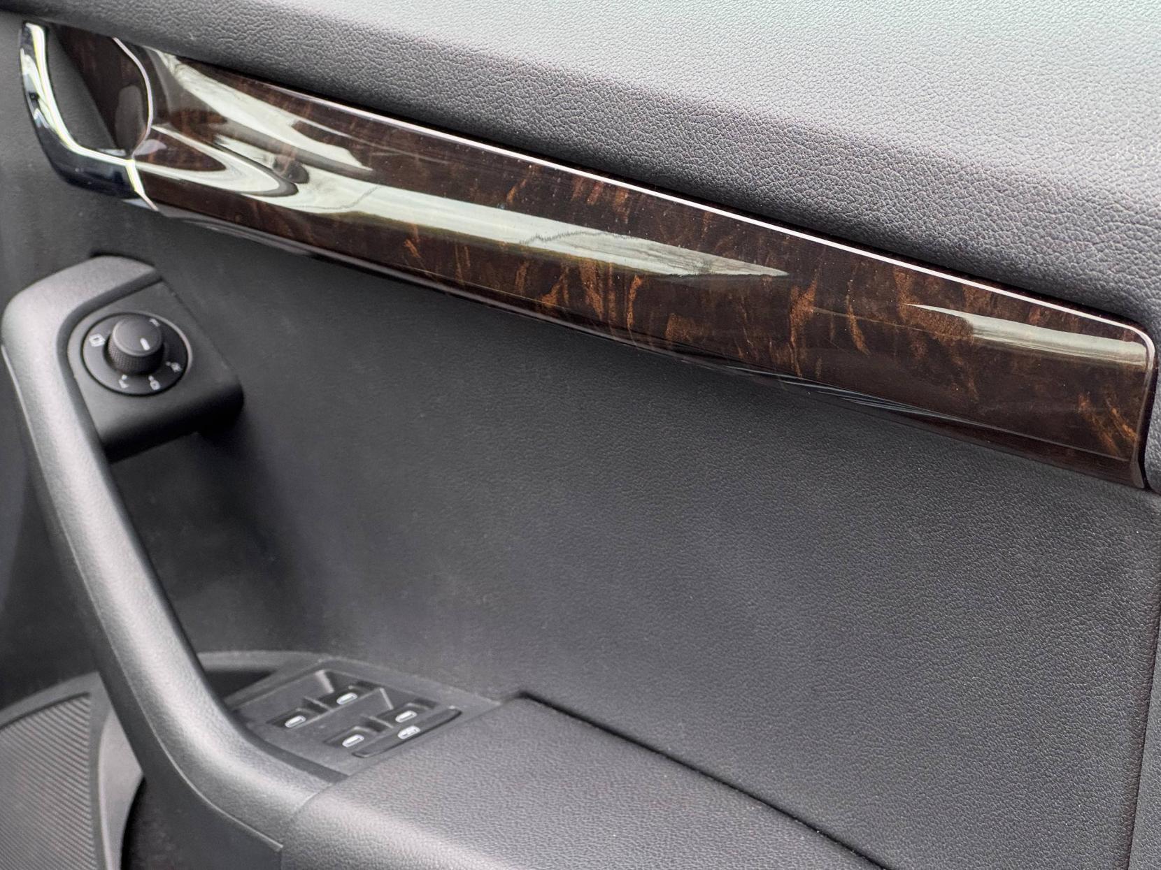 Skoda Octavia 1.4 TSI Elegance Hatchback 5dr Petrol Manual Euro 5 (s/s) (140 ps)