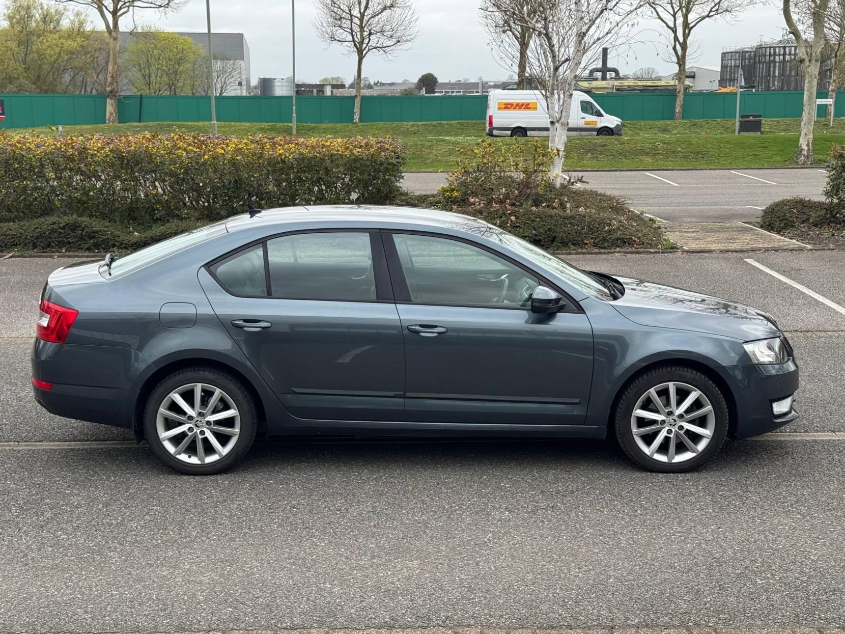 Skoda Octavia 1.4 TSI Elegance Hatchback 5dr Petrol Manual Euro 5 (s/s) (140 ps)