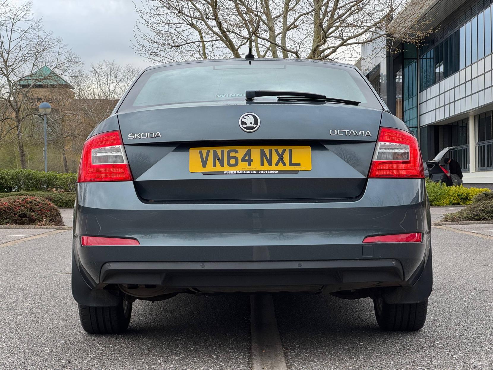 Skoda Octavia 1.4 TSI Elegance Hatchback 5dr Petrol Manual Euro 5 (s/s) (140 ps)