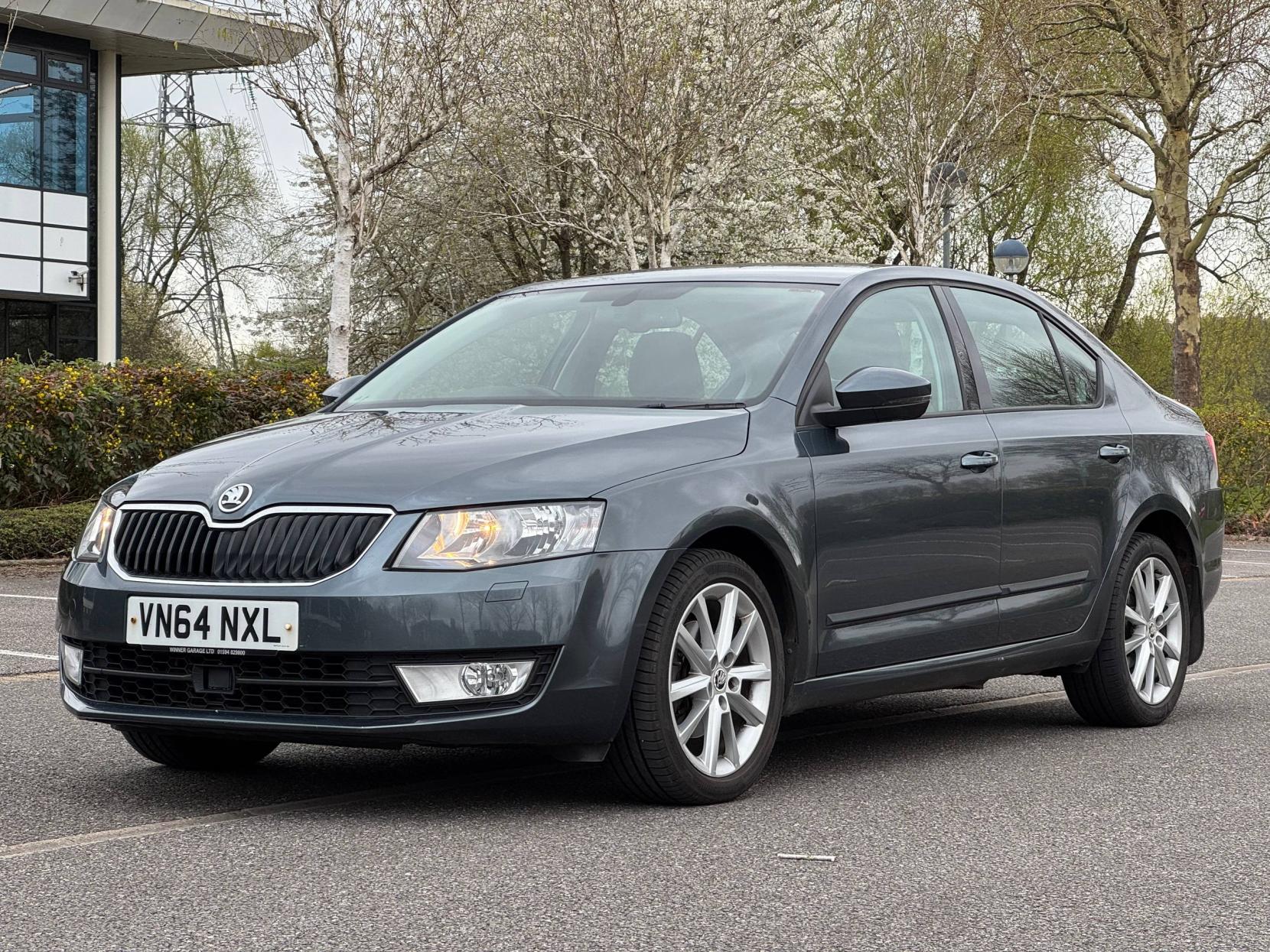 Skoda Octavia 1.4 TSI Elegance Hatchback 5dr Petrol Manual Euro 5 (s/s) (140 ps)
