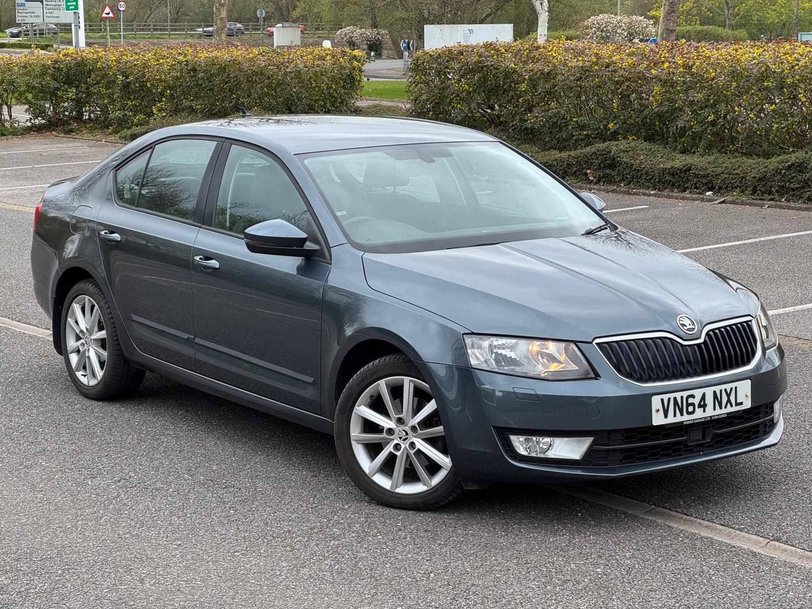 Skoda Octavia 1.4 TSI Elegance Hatchback 5dr Petrol Manual Euro 5 (s/s) (140 ps)