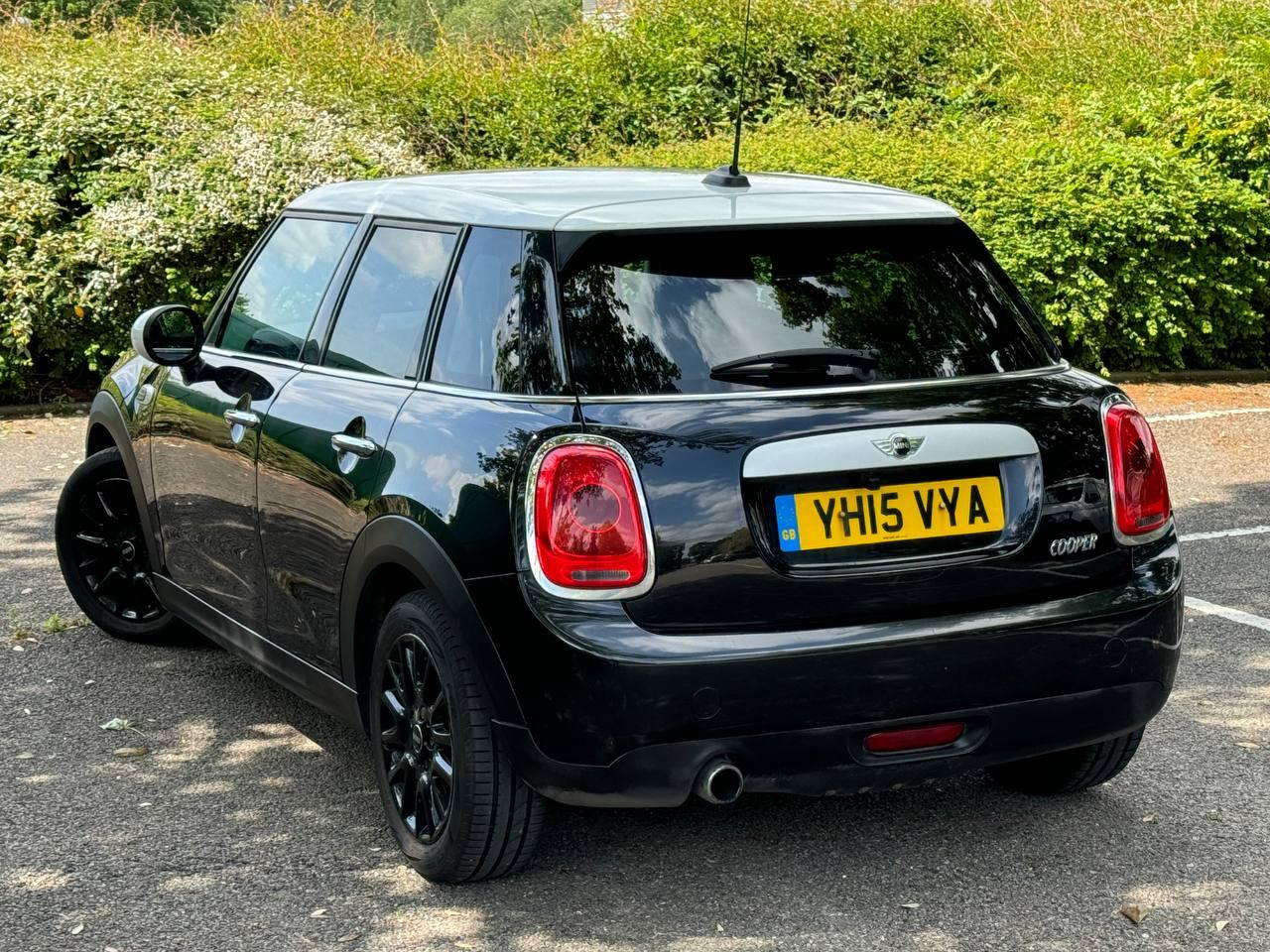 MINI Hatch 1.5 Cooper Hatchback 5dr Petrol Auto Euro 6 (s/s) (136 ps)