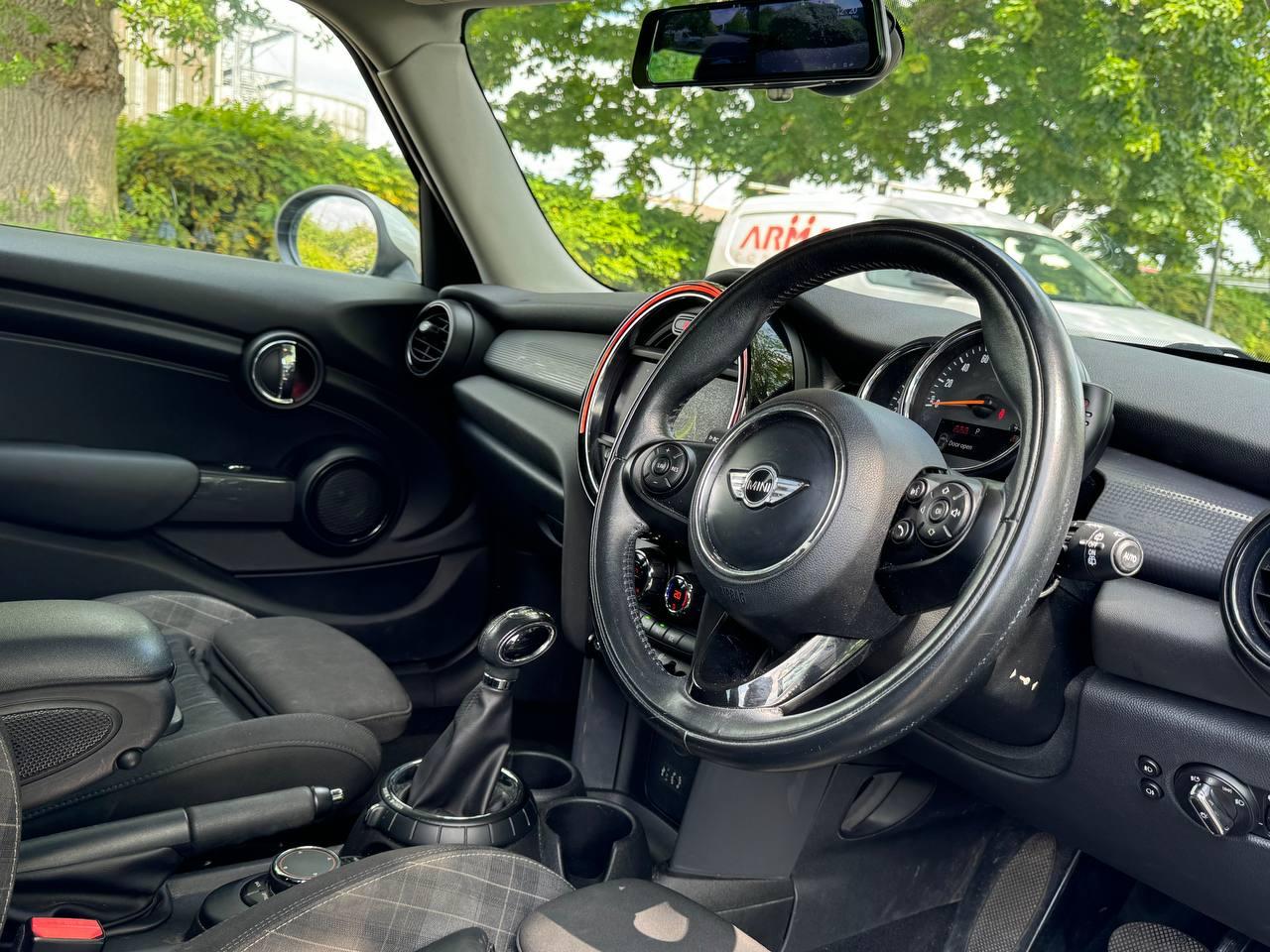MINI Hatch 1.5 Cooper Hatchback 5dr Petrol Auto Euro 6 (s/s) (136 ps)