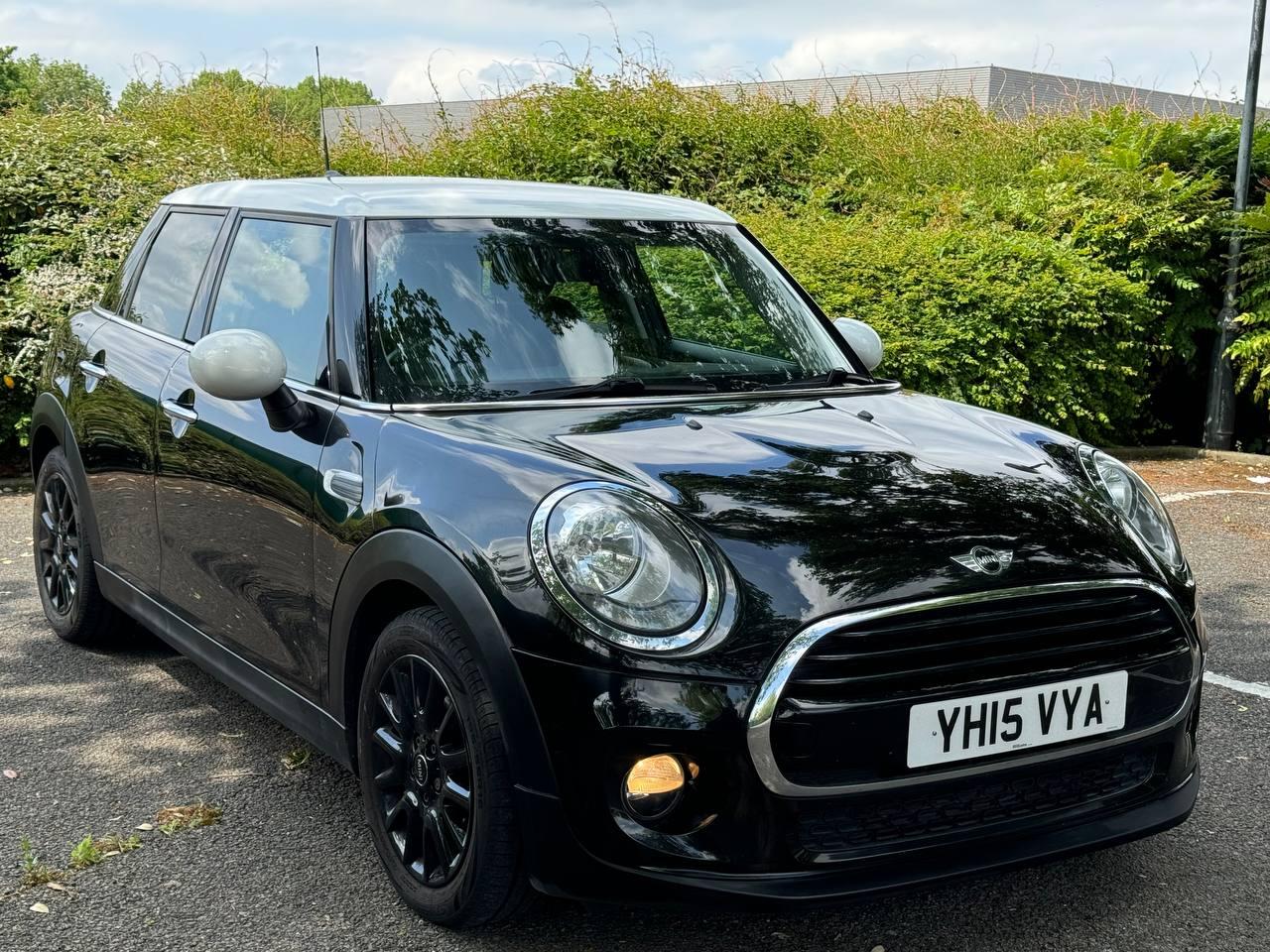 MINI Hatch 1.5 Cooper Hatchback 5dr Petrol Auto Euro 6 (s/s) (136 ps)