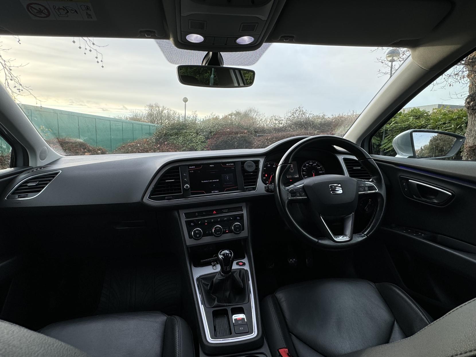 SEAT Leon 1.4 TSI XCELLENCE Technology ST 5dr Petrol Manual Euro 6 (s/s) (125 ps)