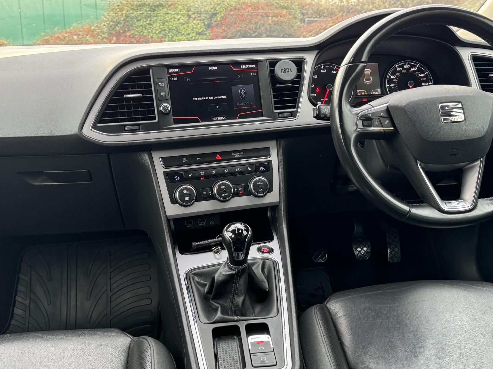 SEAT Leon 1.4 TSI XCELLENCE Technology ST 5dr Petrol Manual Euro 6 (s/s) (125 ps)