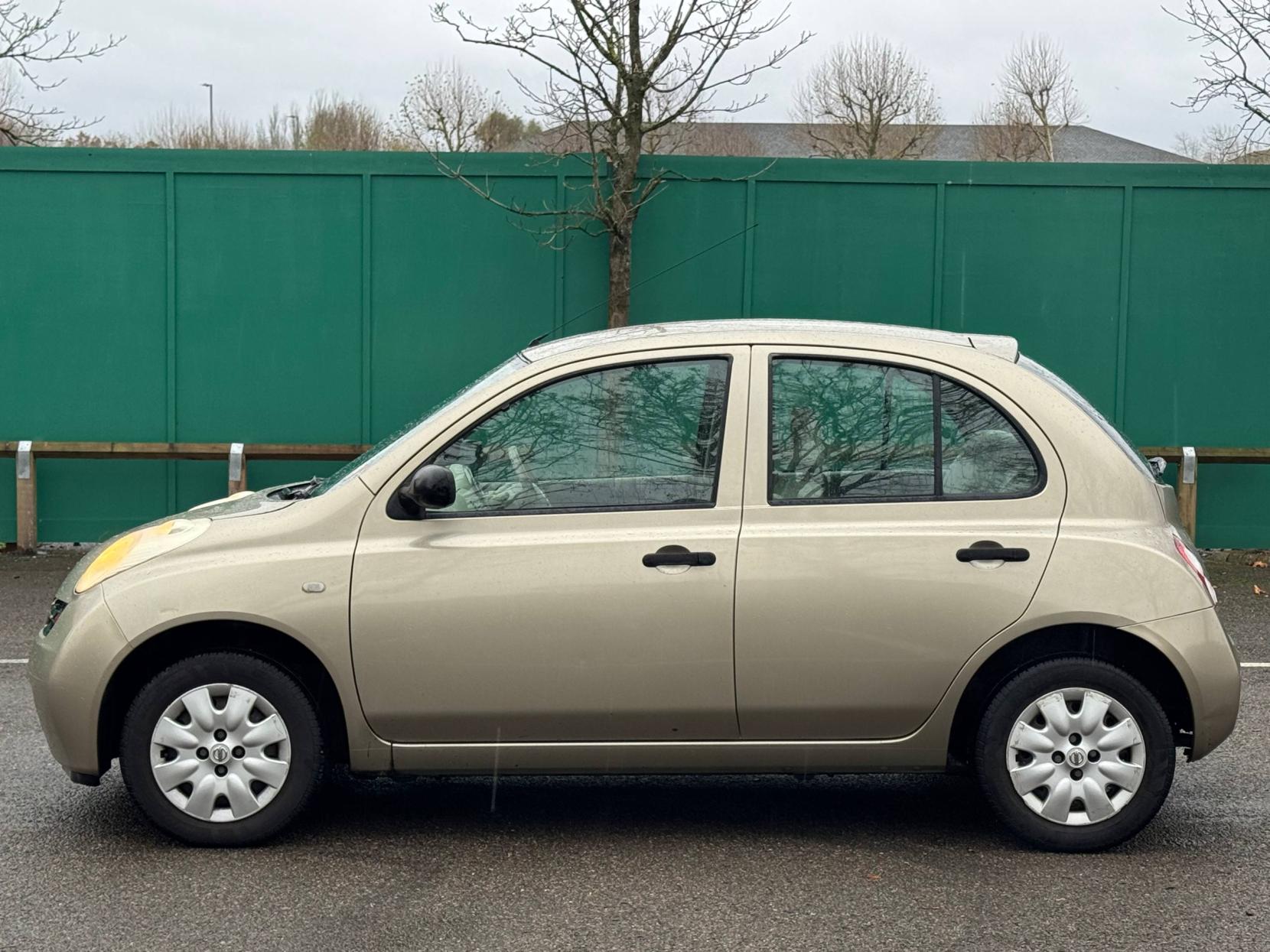 Nissan Micra 1.2 16v S Hatchback 5dr Petrol Manual (143 g/km, 79 bhp)