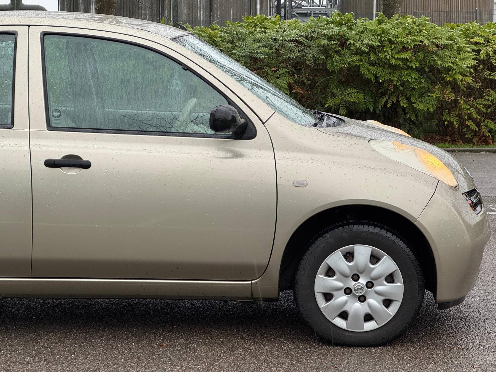 Nissan Micra 1.2 16v S Hatchback 5dr Petrol Manual (143 g/km, 79 bhp)