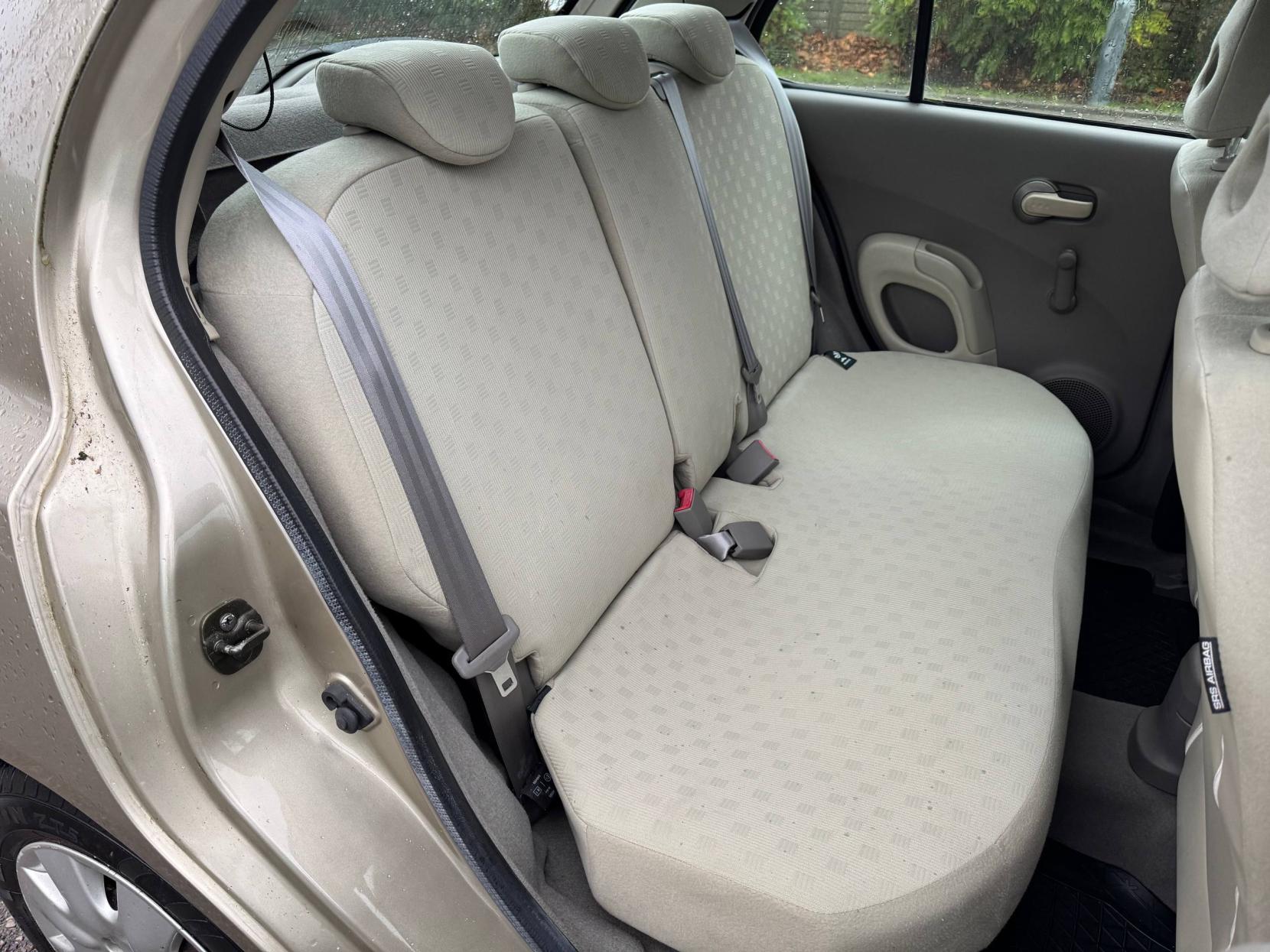 Nissan Micra 1.2 16v S Hatchback 5dr Petrol Manual (143 g/km, 79 bhp)