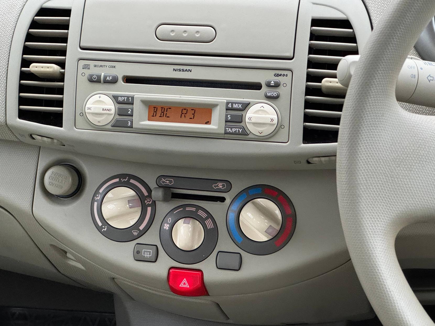 Nissan Micra 1.2 16v S Hatchback 5dr Petrol Manual (143 g/km, 79 bhp)