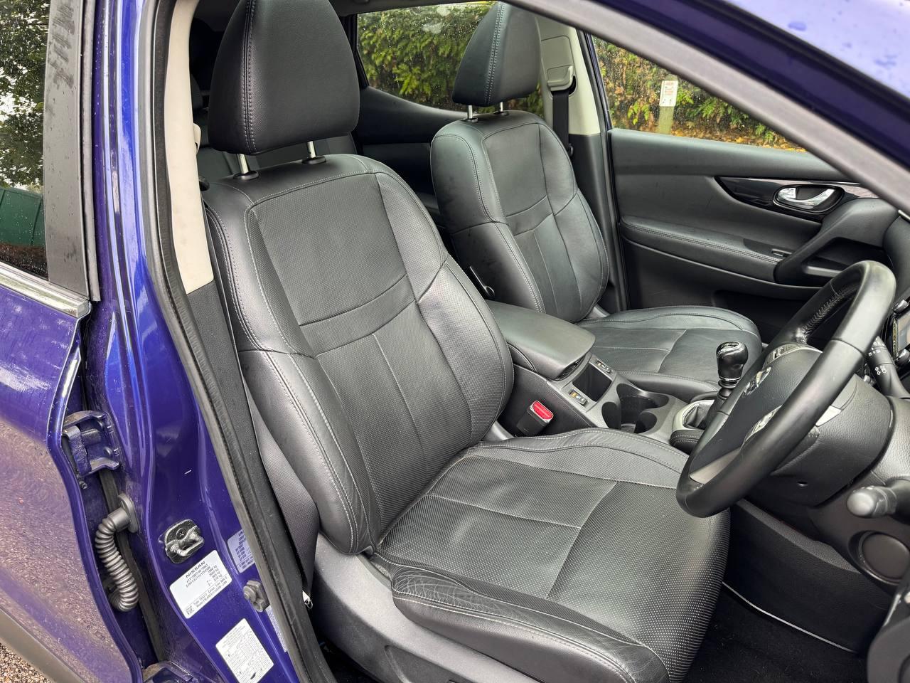 Nissan Qashqai 1.2 DIG-T Tekna SUV 5dr Petrol Manual 2WD Euro 5 (s/s) (115 ps)
