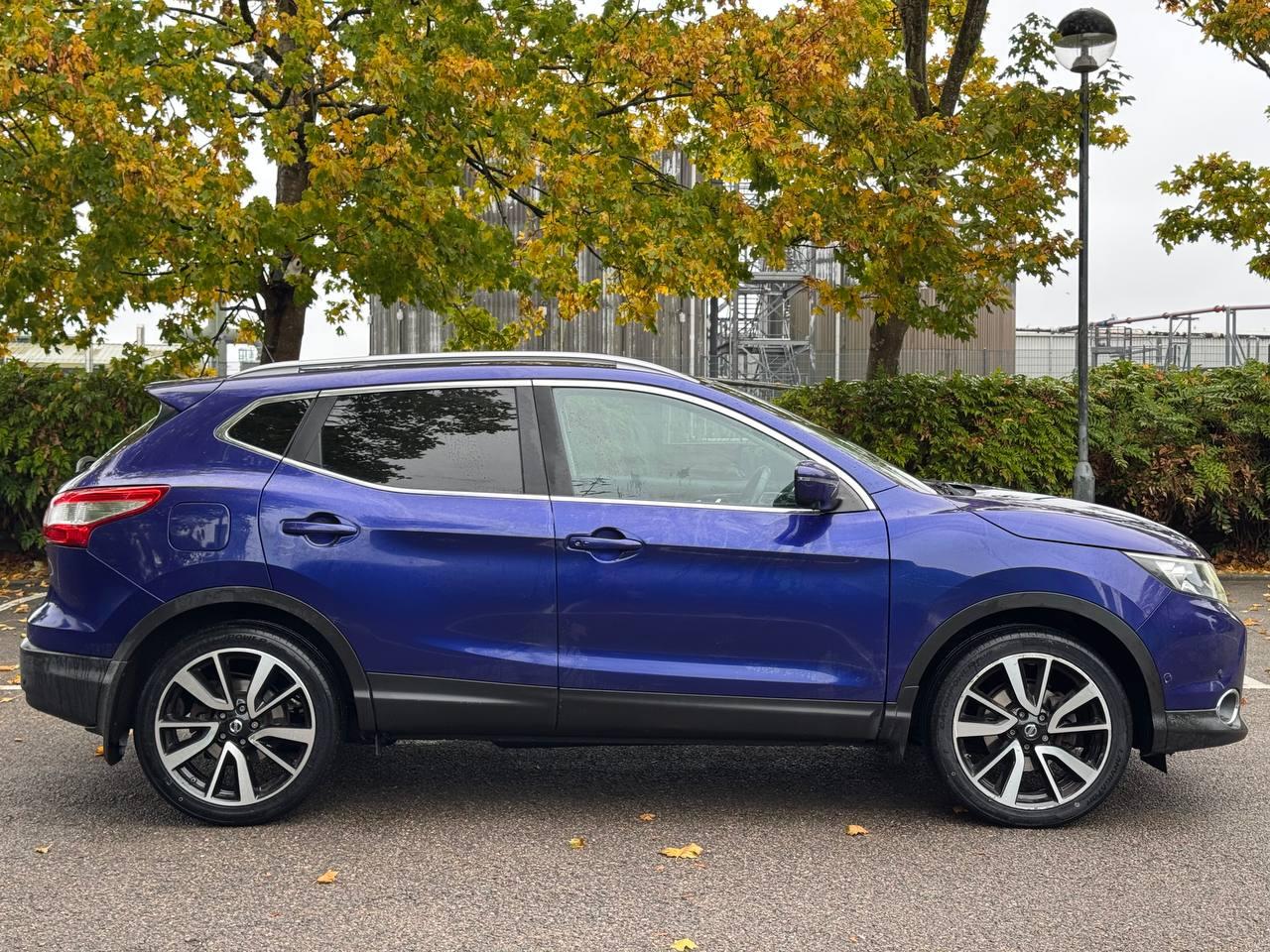 Nissan Qashqai 1.2 DIG-T Tekna SUV 5dr Petrol Manual 2WD Euro 5 (s/s) (115 ps)
