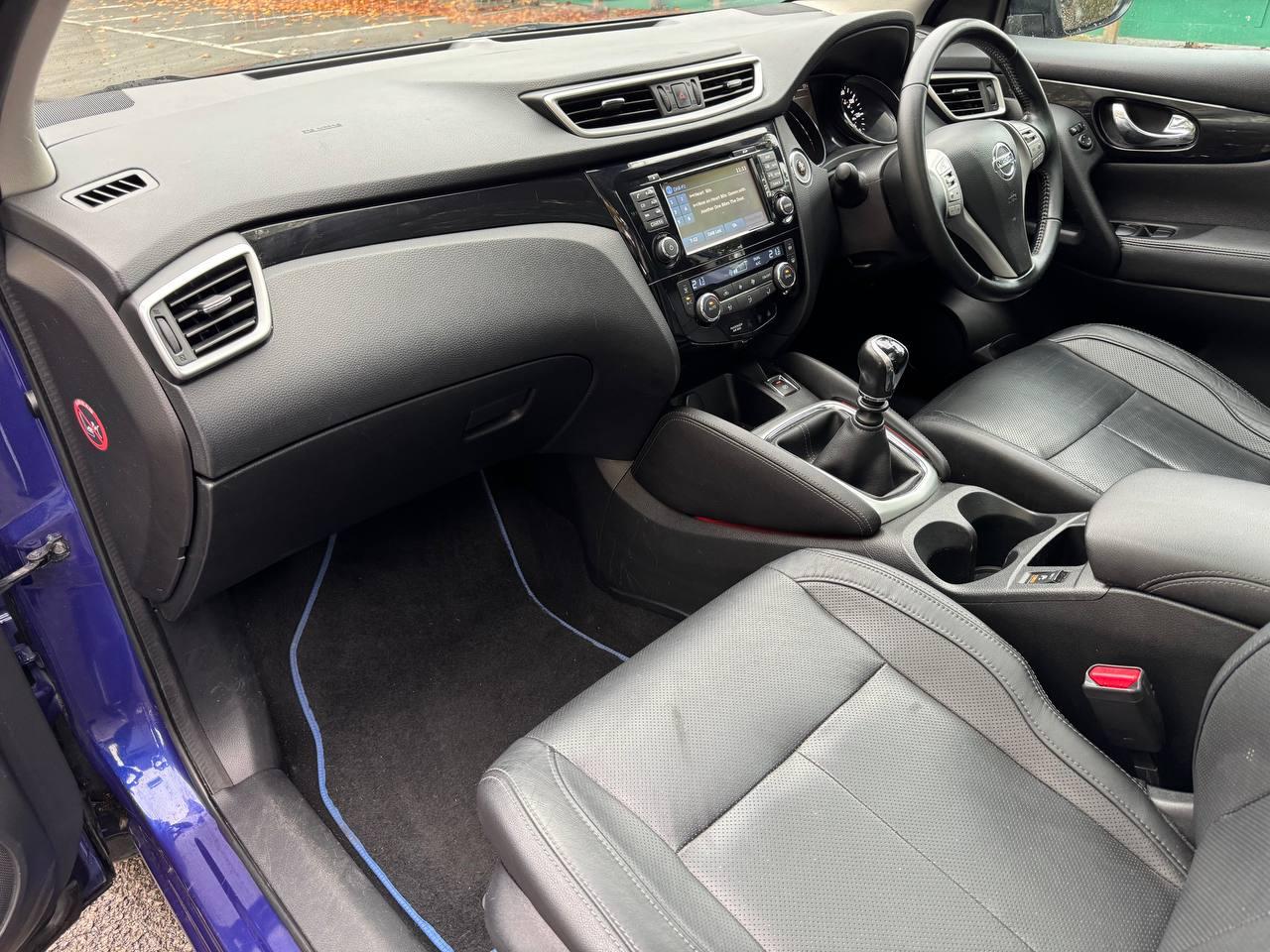 Nissan Qashqai 1.2 DIG-T Tekna SUV 5dr Petrol Manual 2WD Euro 5 (s/s) (115 ps)