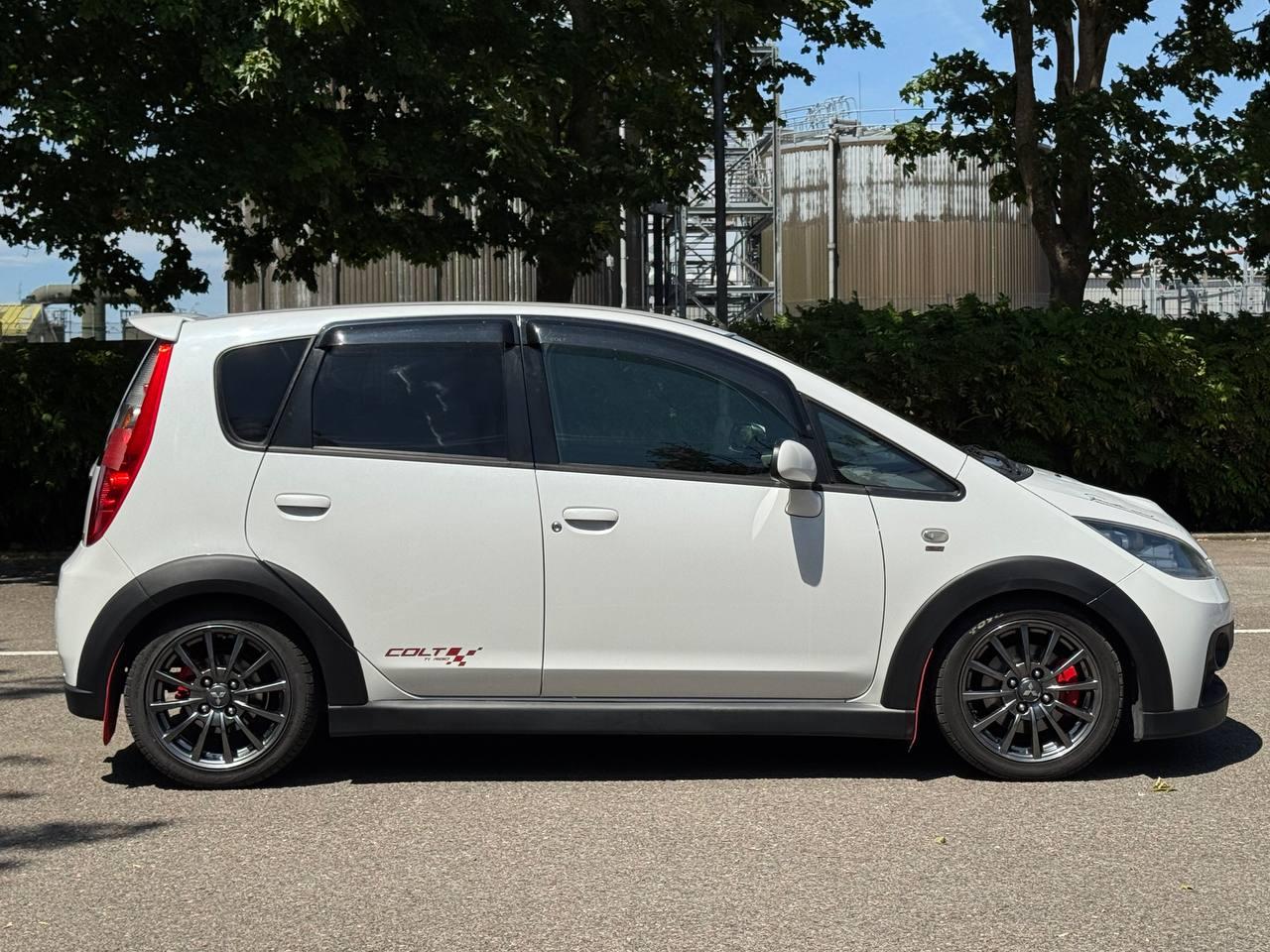 Mitsubishi Colt RalliArt Version R 1460