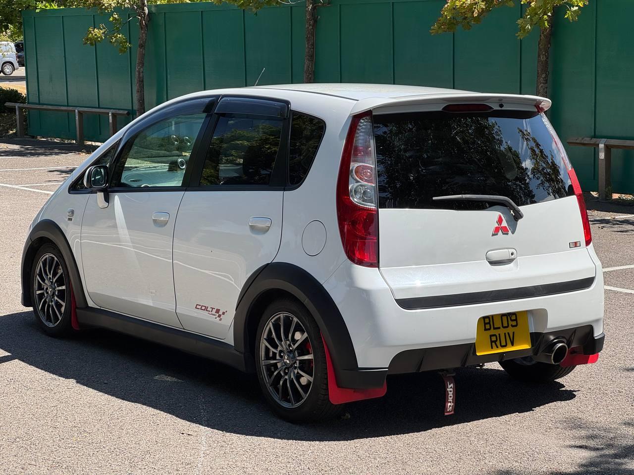 Mitsubishi Colt RalliArt Version R 1460