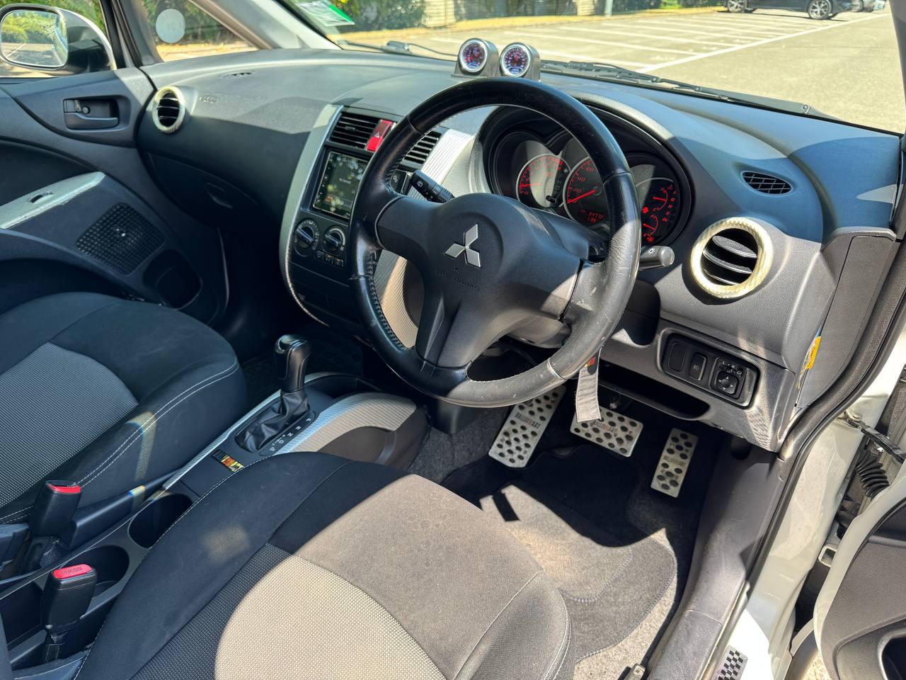 Mitsubishi Colt RalliArt Version R 1460