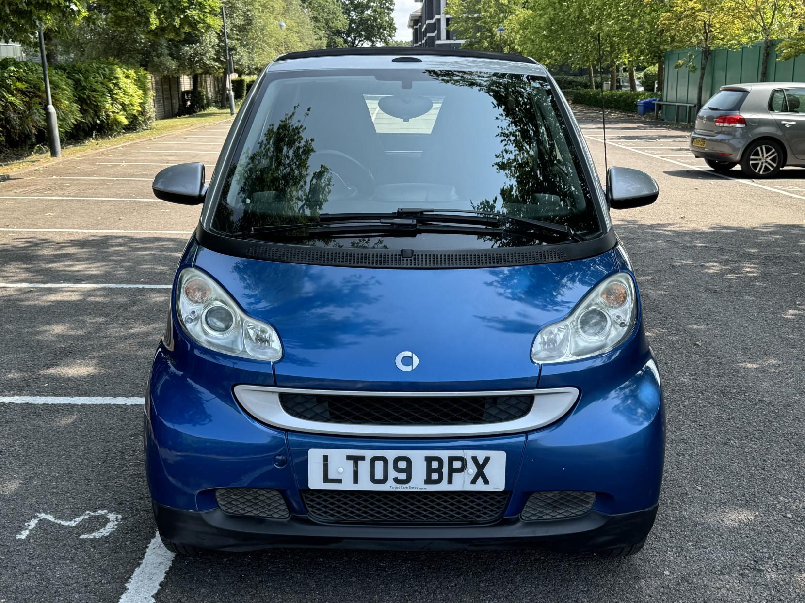Smart fortwo 1.0 MHD Passion Cabriolet 2dr Petrol Auto Euro 4 (71 bhp)