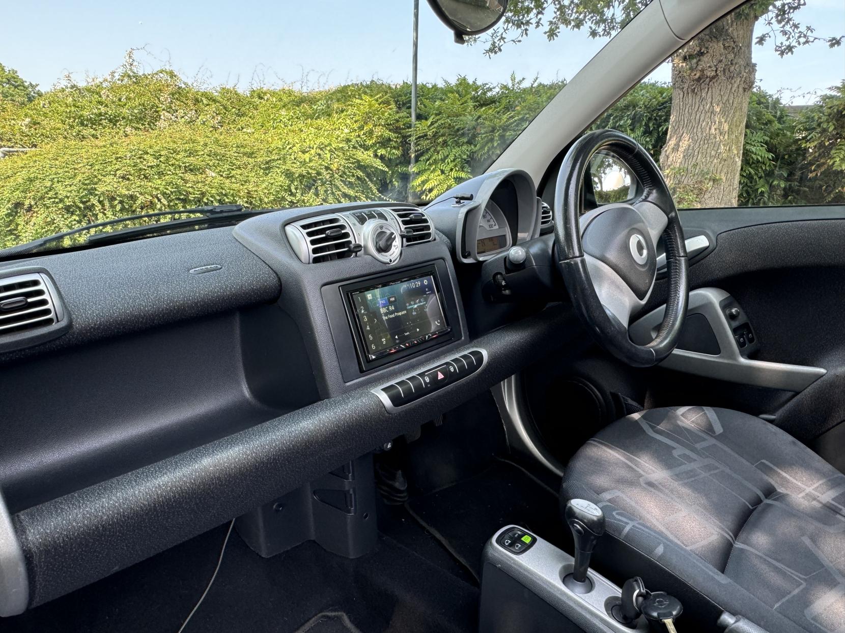 Smart fortwo 1.0 MHD Passion Cabriolet 2dr Petrol Auto Euro 4 (71 bhp)
