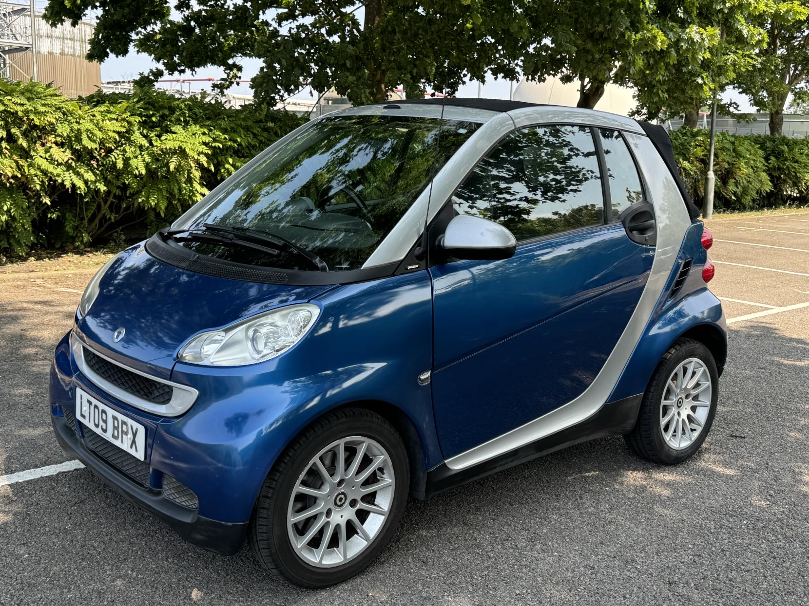 Smart fortwo 1.0 MHD Passion Cabriolet 2dr Petrol Auto Euro 4 (71 bhp)