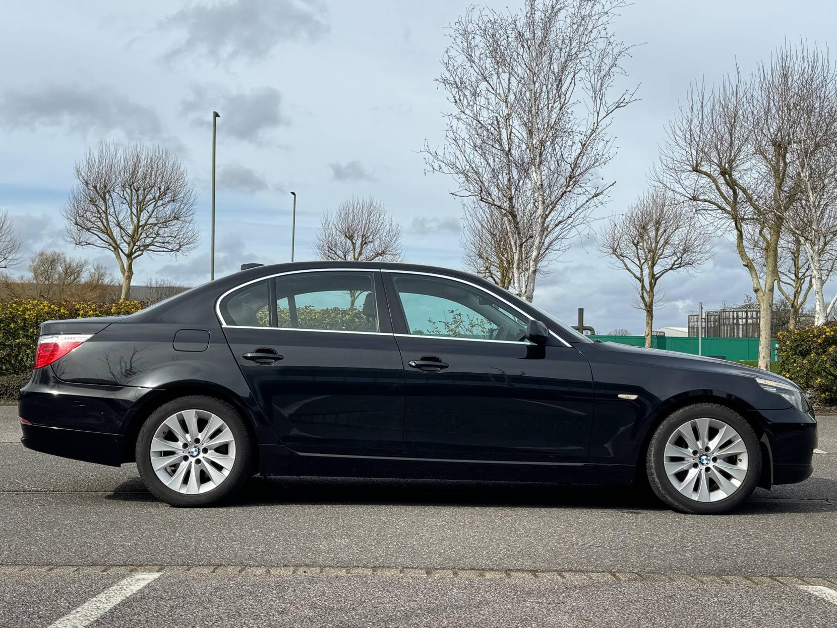 BMW 5 Series 2.0 520d SE Saloon 4dr Diesel Manual Euro 4 (177 ps)
