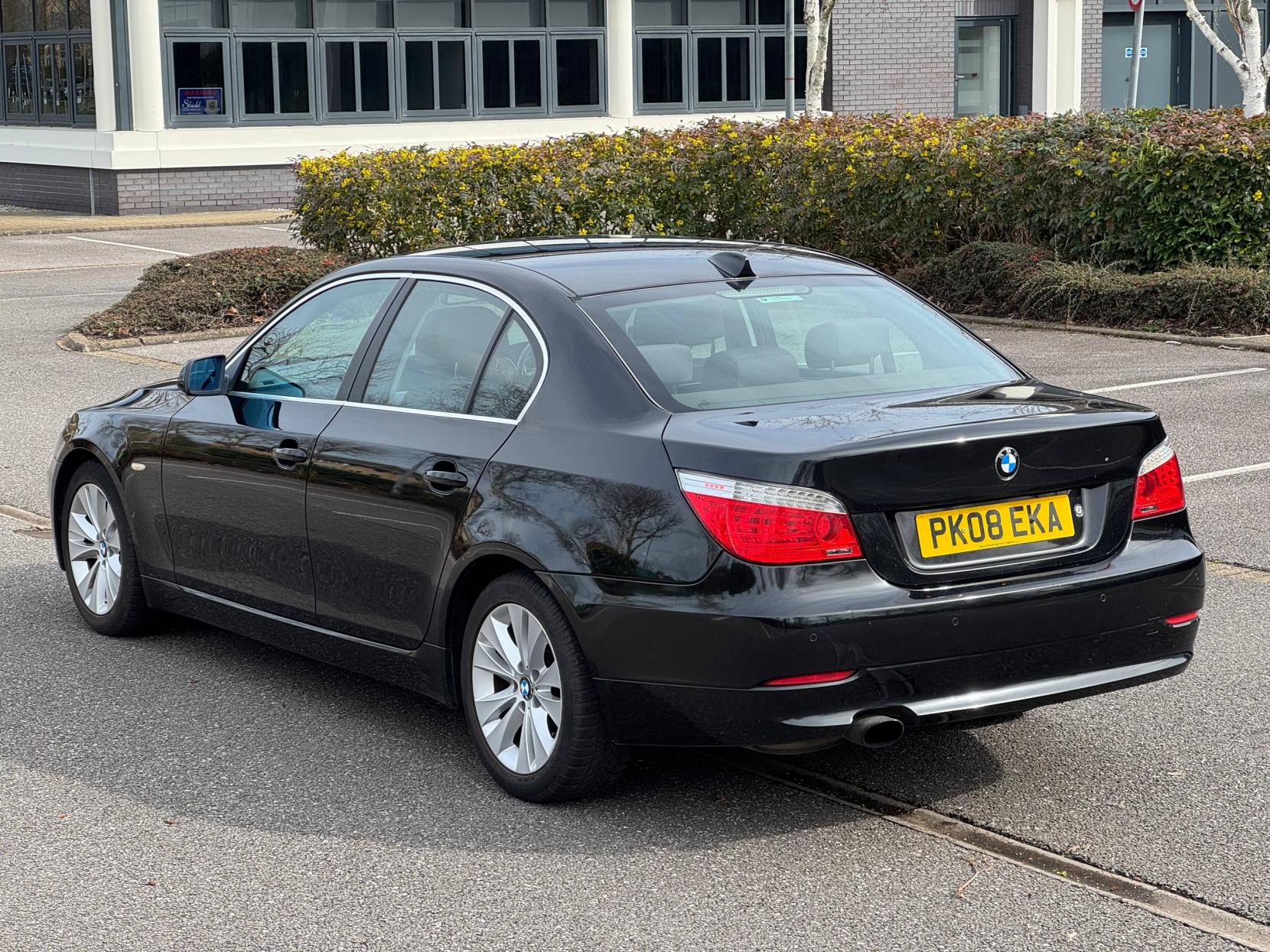 BMW 5 Series 2.0 520d SE Saloon 4dr Diesel Manual Euro 4 (177 ps)