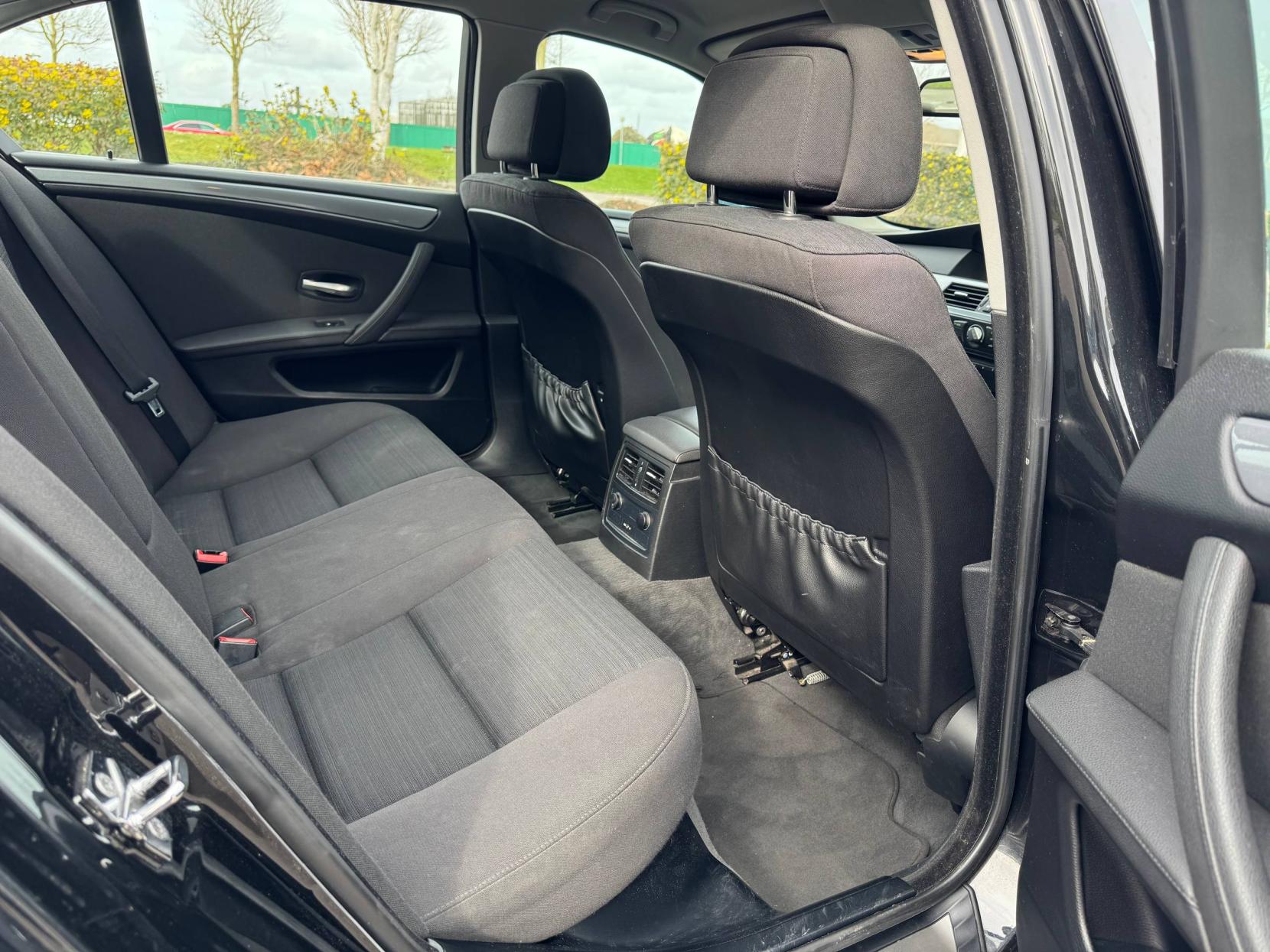 BMW 5 Series 2.0 520d SE Saloon 4dr Diesel Manual Euro 4 (177 ps)