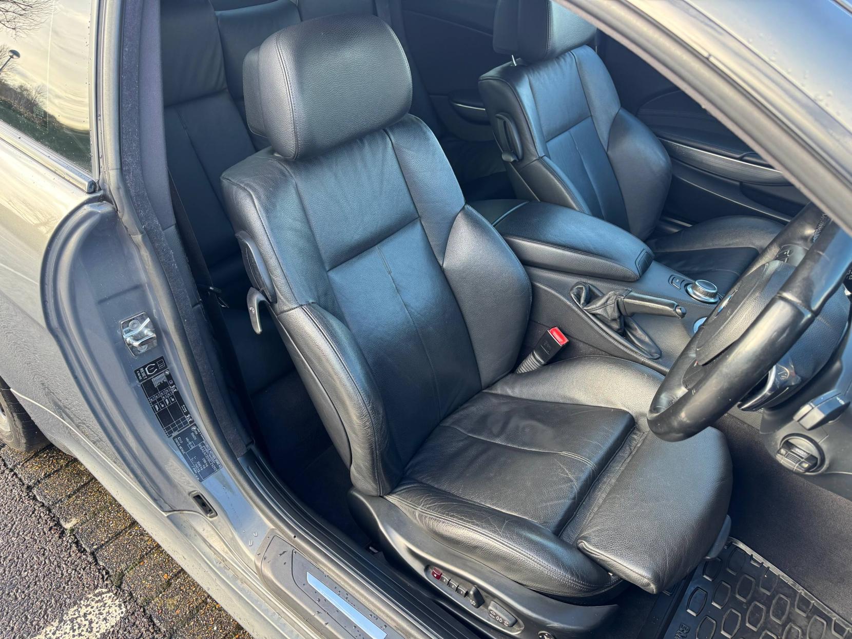 BMW 6 Series 3.0 635d Sport Coupe 2dr Diesel Steptronic Euro 4 (286 ps)