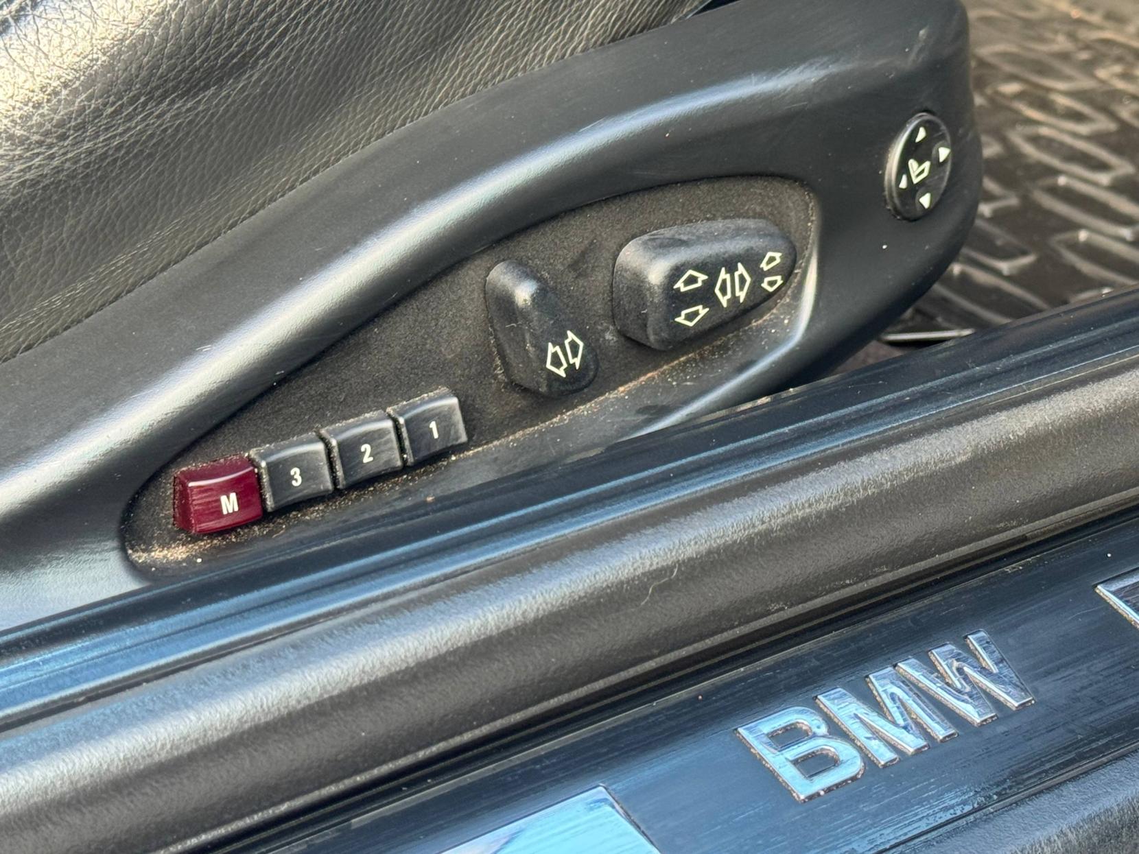 BMW 6 Series 3.0 635d Sport Coupe 2dr Diesel Steptronic Euro 4 (286 ps)