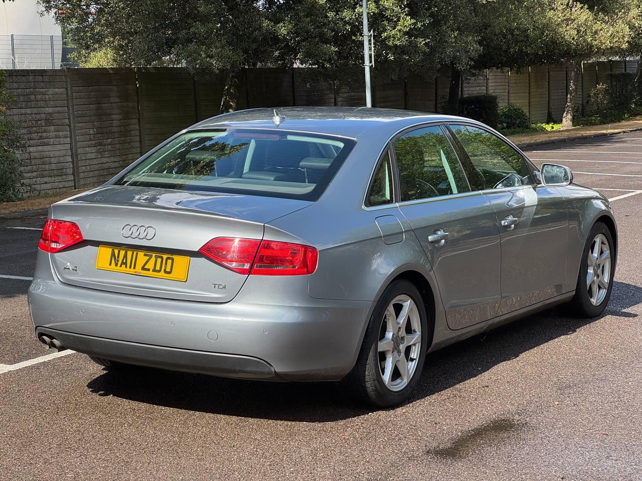 Audi A4 2.0 TDIe Technik Saloon 4dr Diesel Manual Euro 5 (s/s) (136 ps)