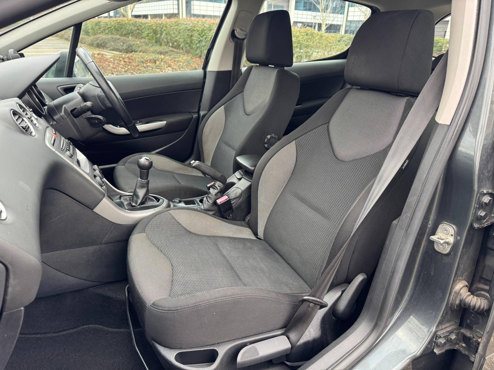 Peugeot 308 1.6 VTi Active Hatchback 5dr Petrol Manual Euro 5 (120 ps)