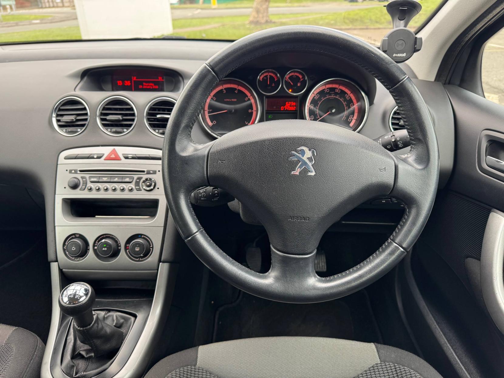 Peugeot 308 1.6 VTi Active Hatchback 5dr Petrol Manual Euro 5 (120 ps)