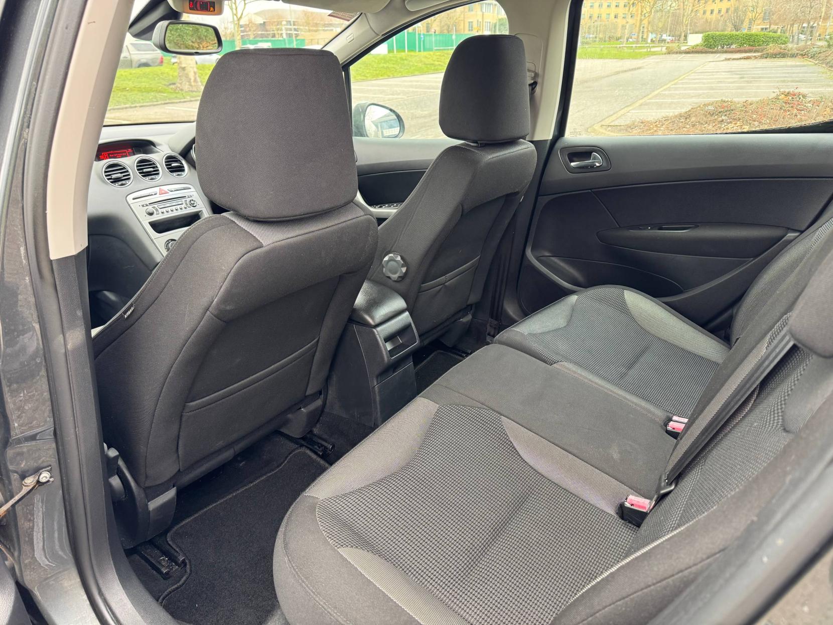 Peugeot 308 1.6 VTi Active Hatchback 5dr Petrol Manual Euro 5 (120 ps)