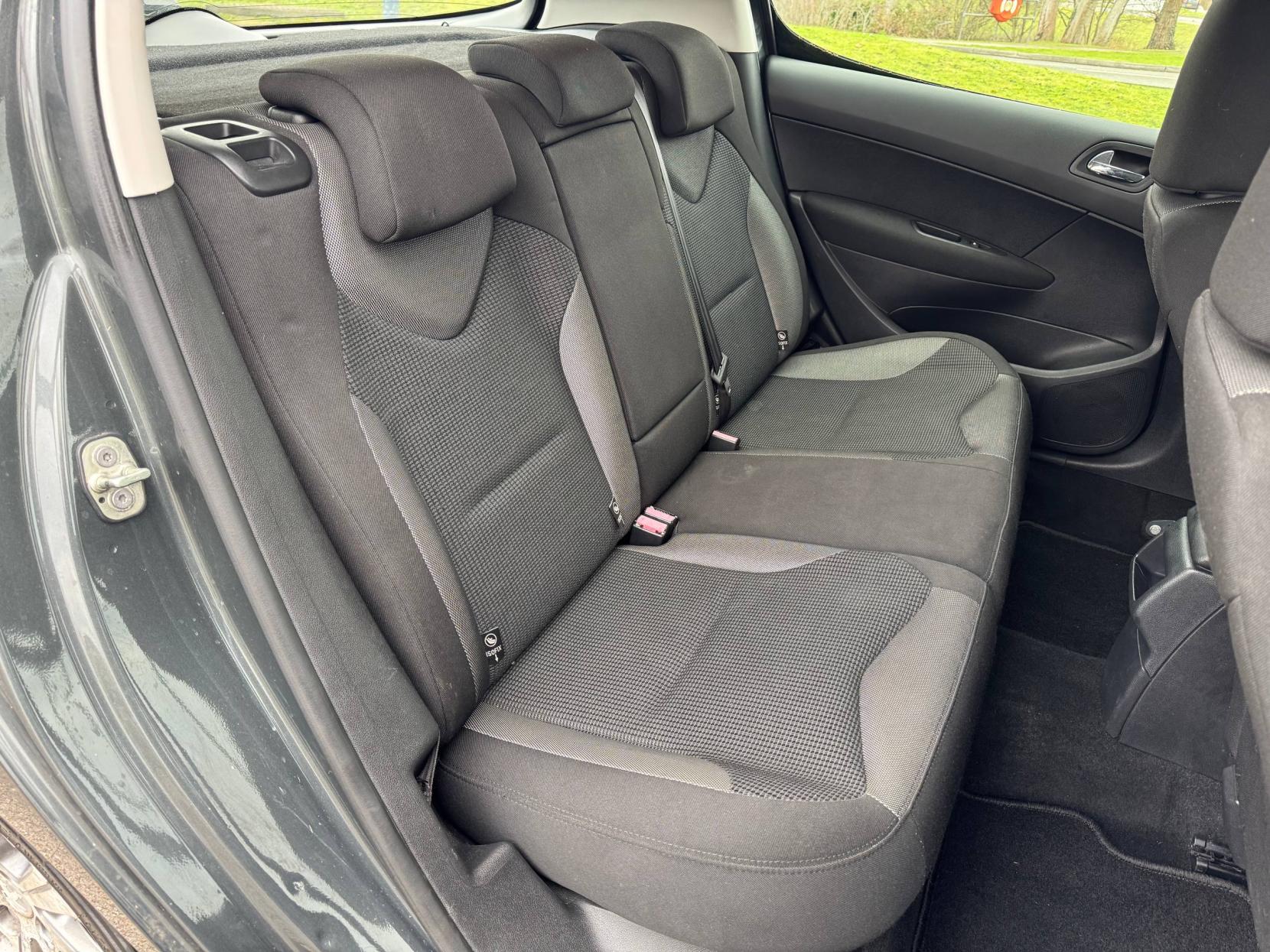 Peugeot 308 1.6 VTi Active Hatchback 5dr Petrol Manual Euro 5 (120 ps)