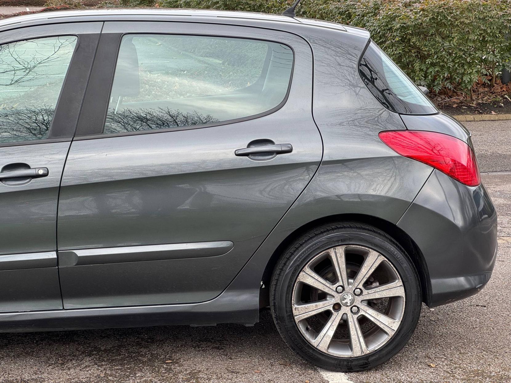 Peugeot 308 1.6 VTi Active Hatchback 5dr Petrol Manual Euro 5 (120 ps)