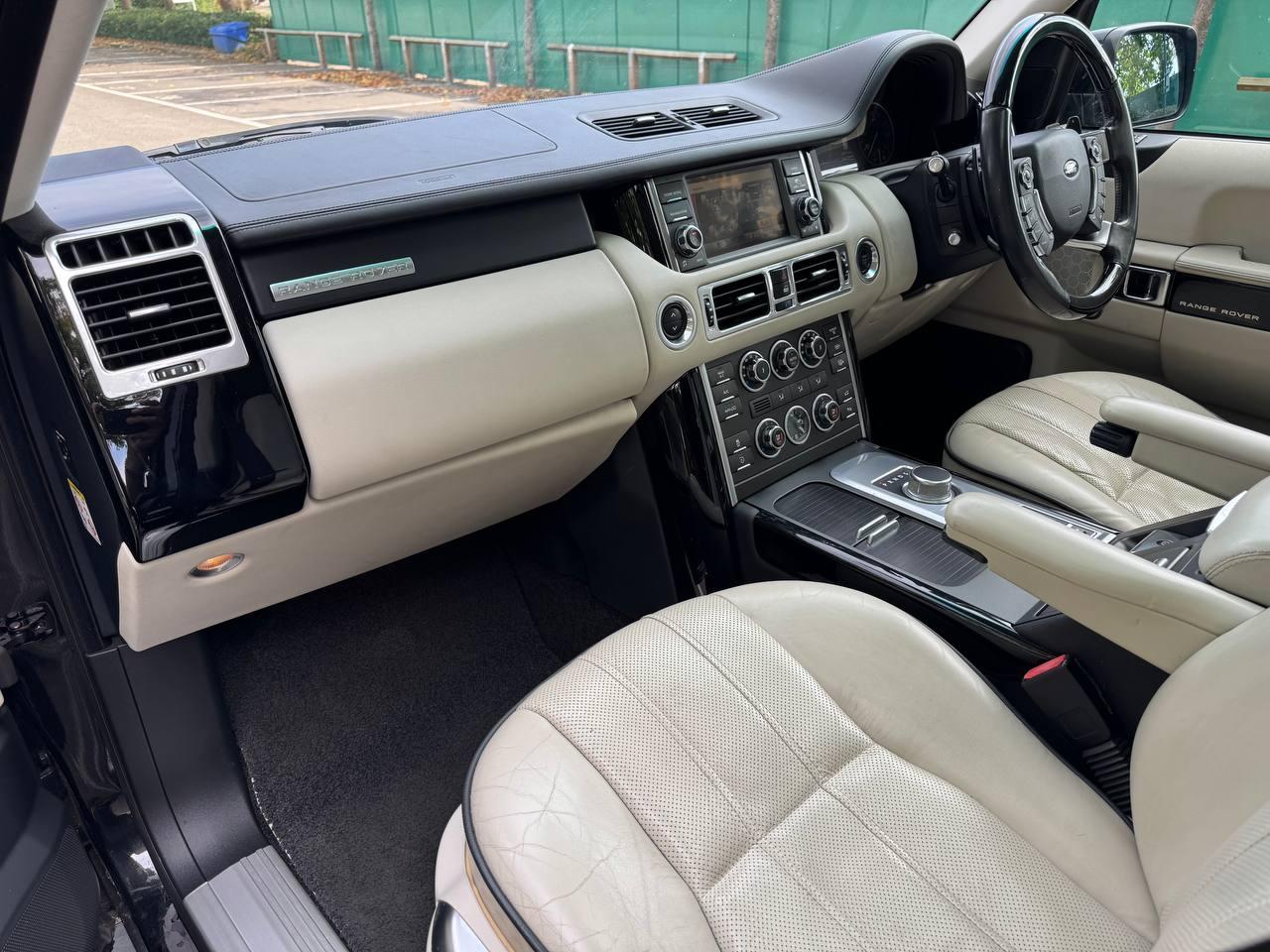 Land Rover Range Rover 4.4 TD V8 Westminster SUV 5dr Diesel Auto 4WD Euro 5 (313 bhp)