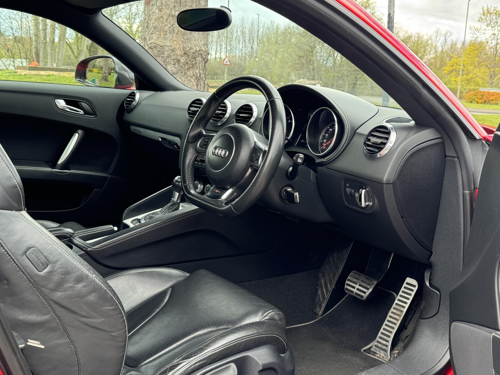 Audi TT RS 2.5 TFSI Plus Coupe 3dr Petrol S Tronic quattro Euro 5 (360 ps)