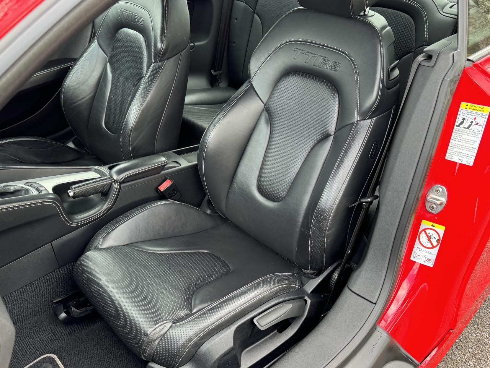 Audi TT RS 2.5 TFSI Plus Coupe 3dr Petrol S Tronic quattro Euro 5 (360 ps)