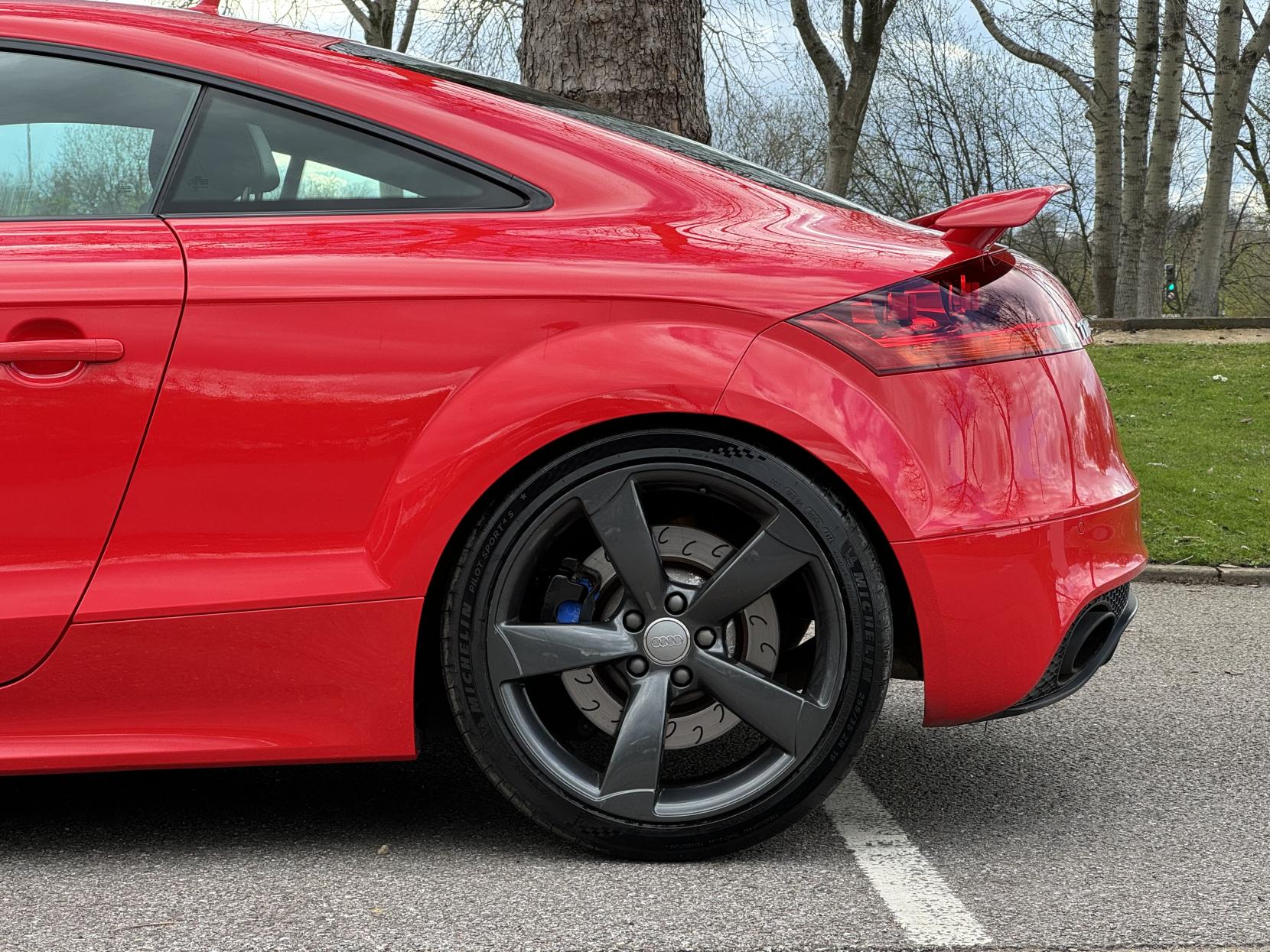 Audi TT RS 2.5 TFSI Plus Coupe 3dr Petrol S Tronic quattro Euro 5 (360 ps)