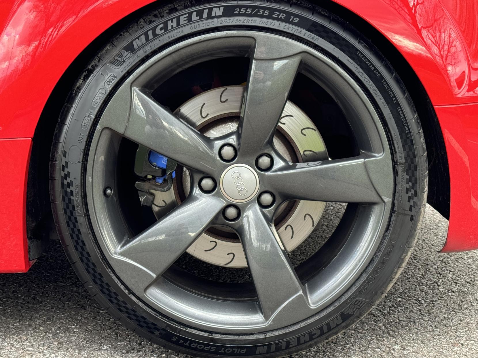 Audi TT RS 2.5 TFSI Plus Coupe 3dr Petrol S Tronic quattro Euro 5 (360 ps)