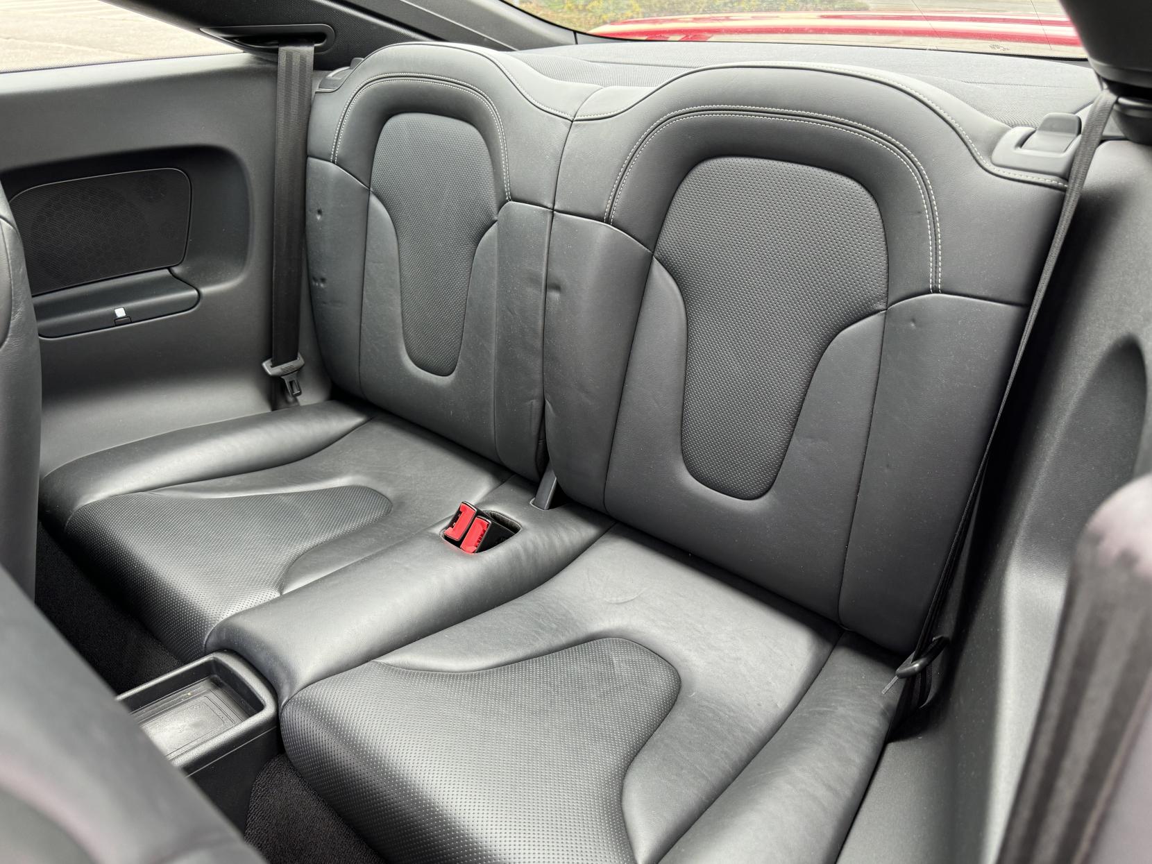 Audi TT RS 2.5 TFSI Plus Coupe 3dr Petrol S Tronic quattro Euro 5 (360 ps)