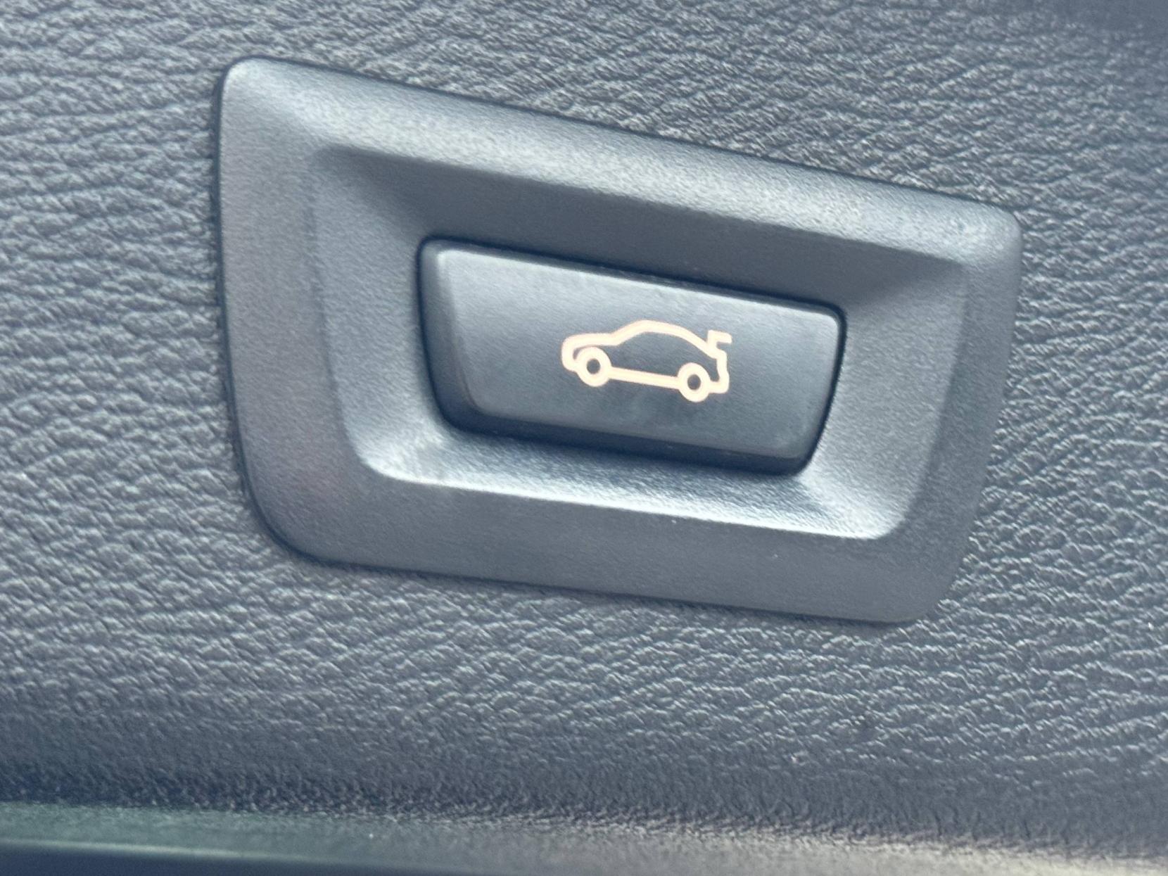 BMW X3 2.0 20d M Sport SUV 5dr Diesel Steptronic xDrive Euro 5 (s/s) (184 ps)