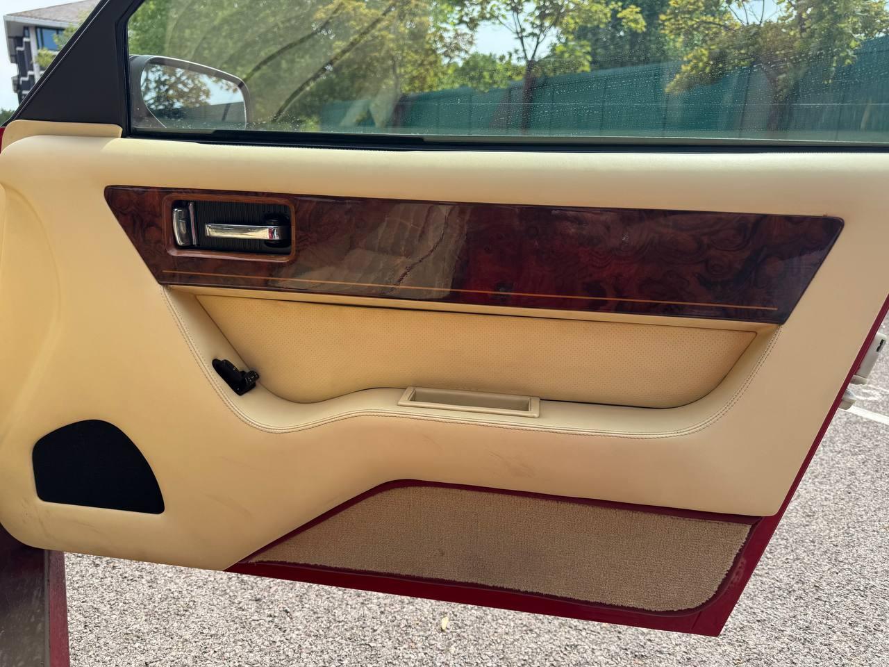 Aston Martin Virage 5.3