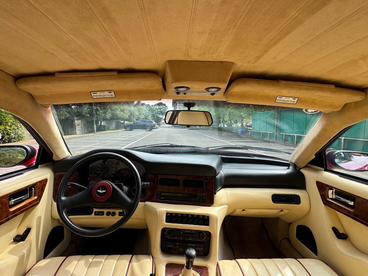 Aston Martin Virage 5.3
