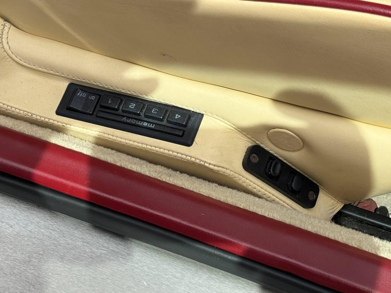 Aston Martin Virage 5.3